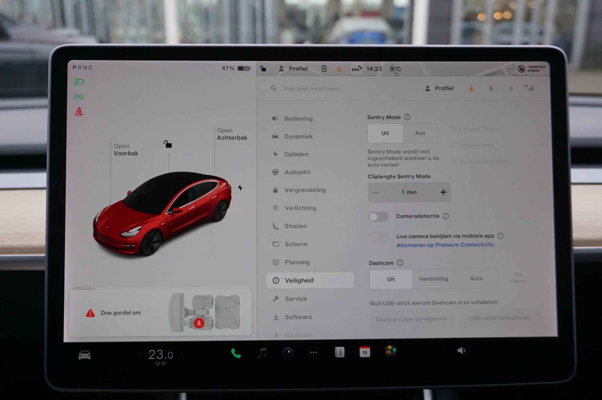 Tesla Model 3 350pk Long Range AWD 75 kWh | Stoelverwarming Voor & Achter | Achteruitrijcamera | FSD Mogelijkheid - 29/31