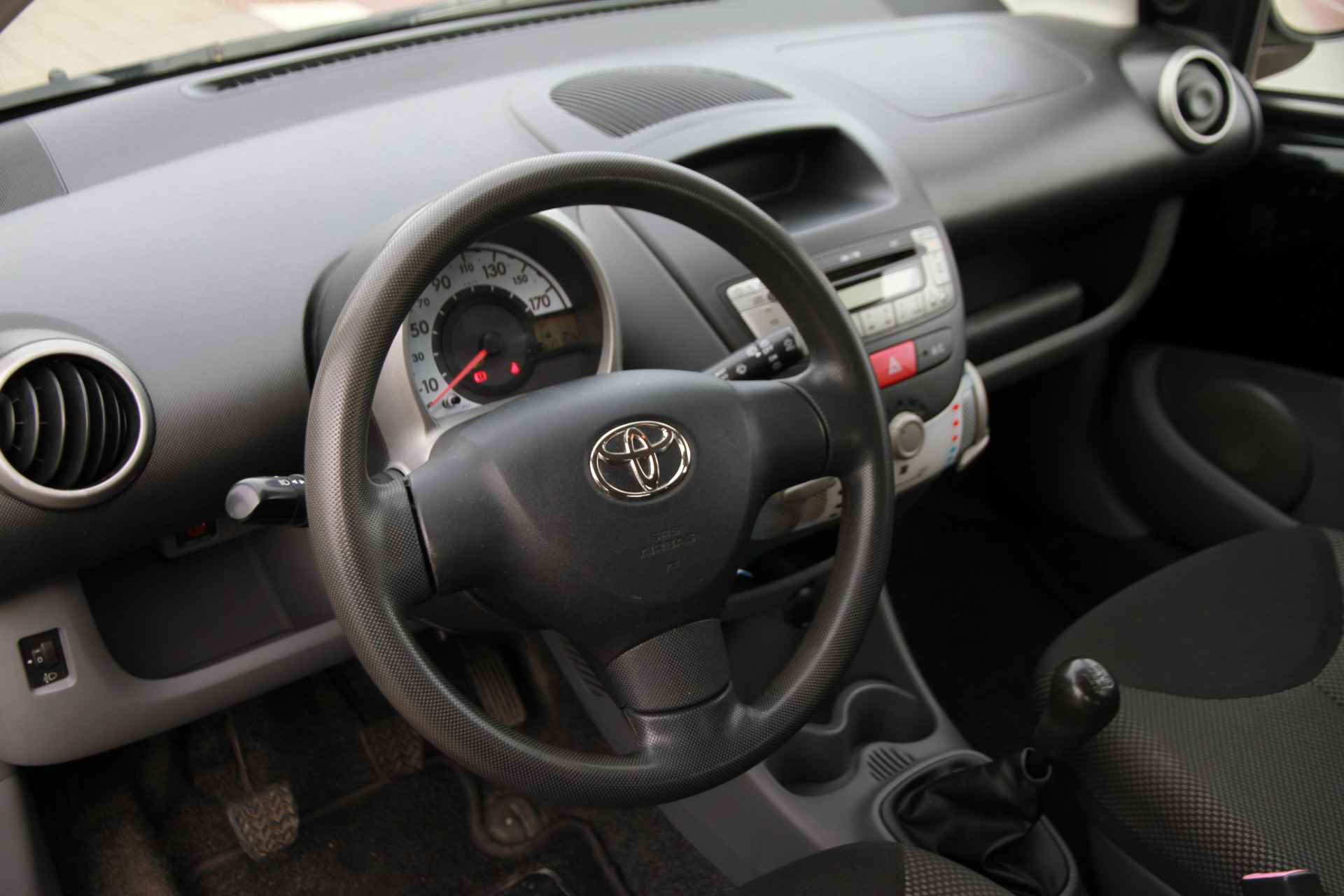 Toyota Aygo 1.0-12V Comfort - 4/17