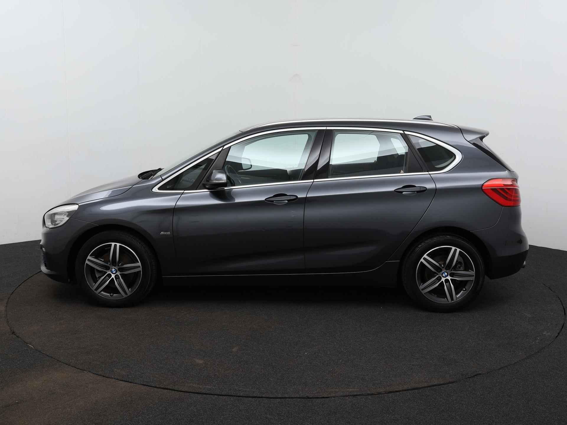 BMW 2-serie Active Tourer 218i Centennial Executive | slechts 18.622 km | panorama dak | LMV - 2/21