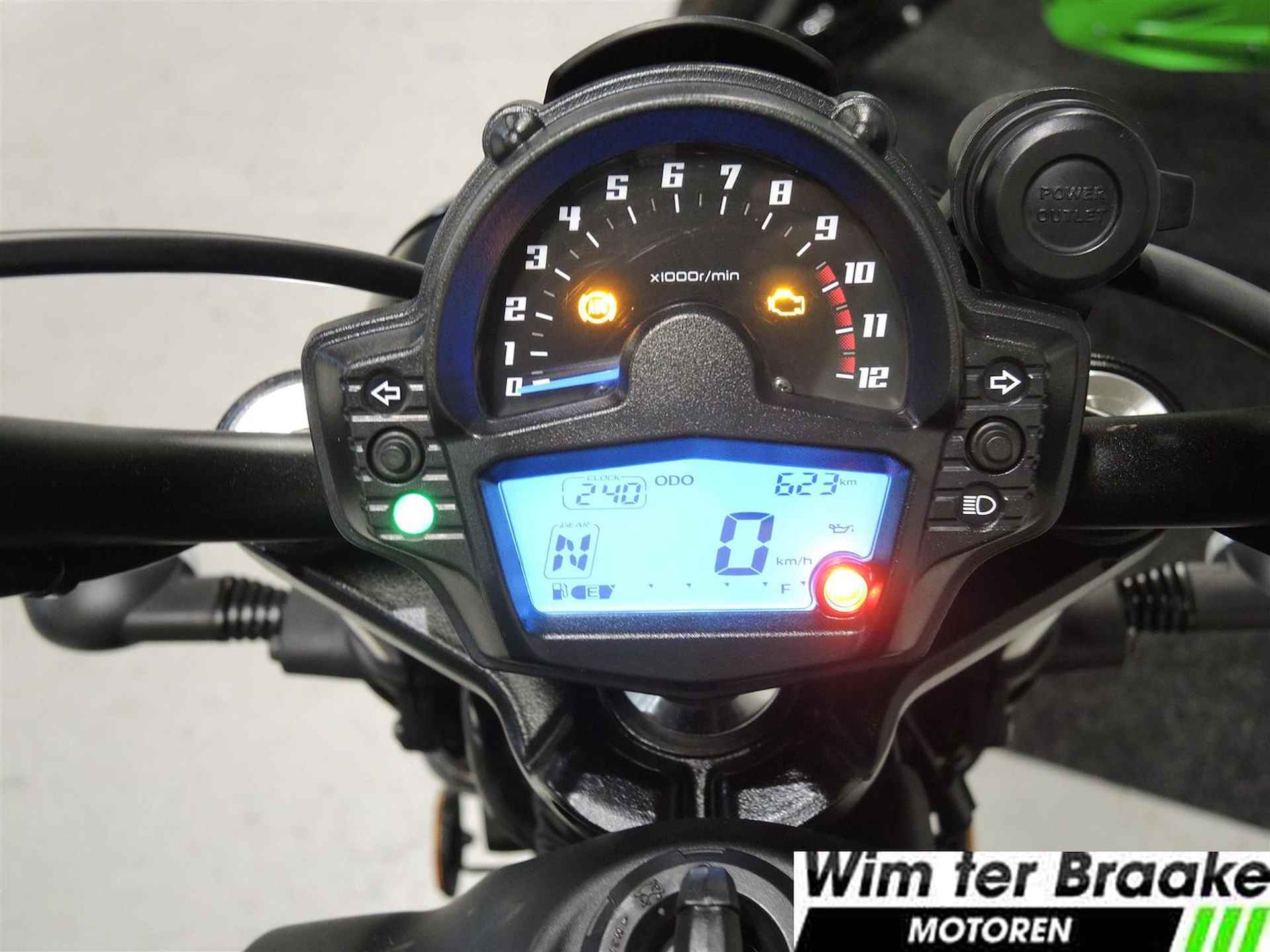 Kawasaki Vulcan S SE ABS - 2023 - 2/14