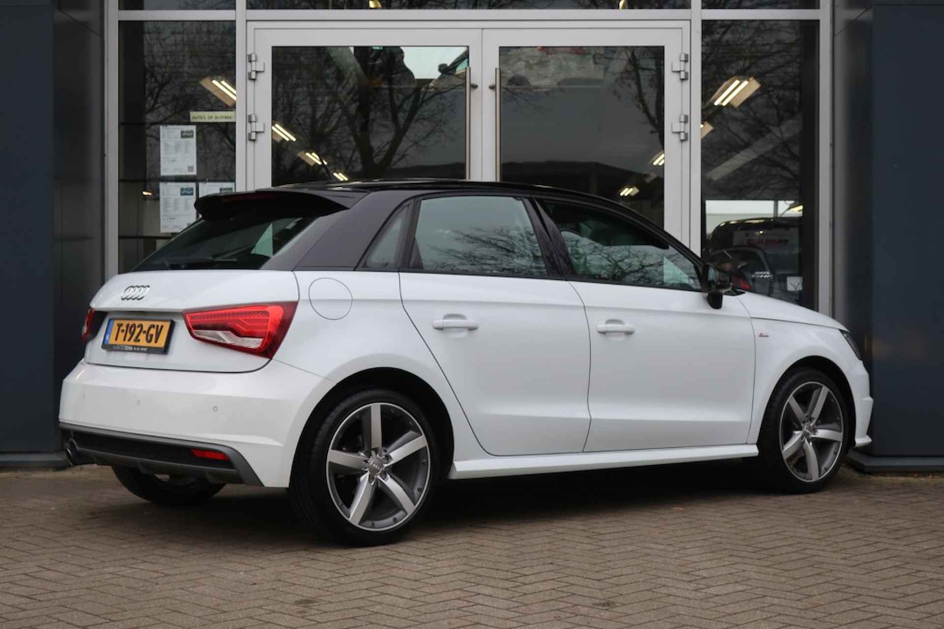 AUDI A1 1.0 TFSI 95PK, Airco, PDC, Lichtsensor, etc. - 4/31