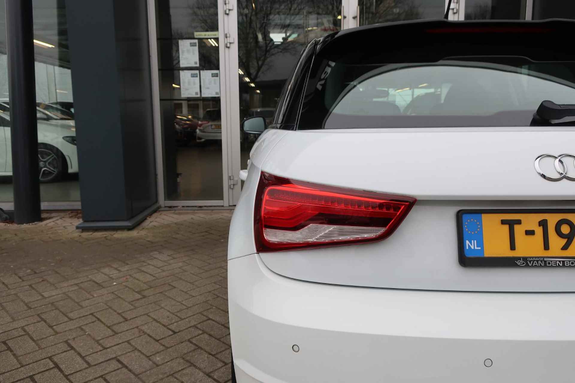 AUDI A1 1.0 TFSI 95PK, Airco, PDC, Lichtsensor, etc. - 11/31