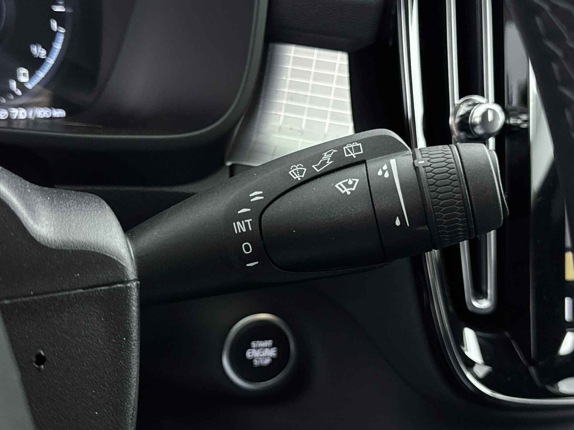 Volvo XC40 T4 211pk RECHARGE INSCRIPTION EXPRESSION | Navigatie | Stoelverwarming | Elektrische stoelbediening | - 16/28