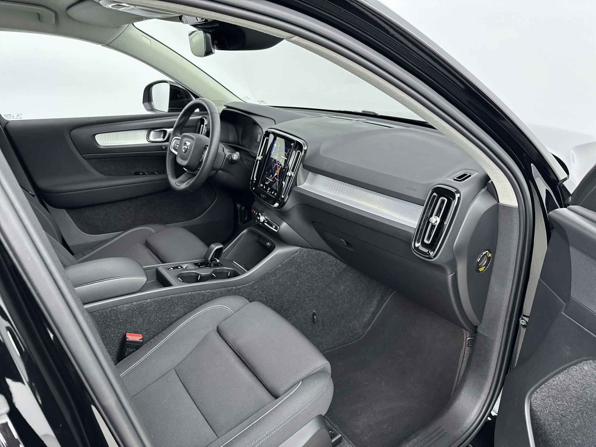 Volvo XC40 T4 211pk RECHARGE INSCRIPTION EXPRESSION | Navigatie | Stoelverwarming | Elektrische stoelbediening | - 21/28