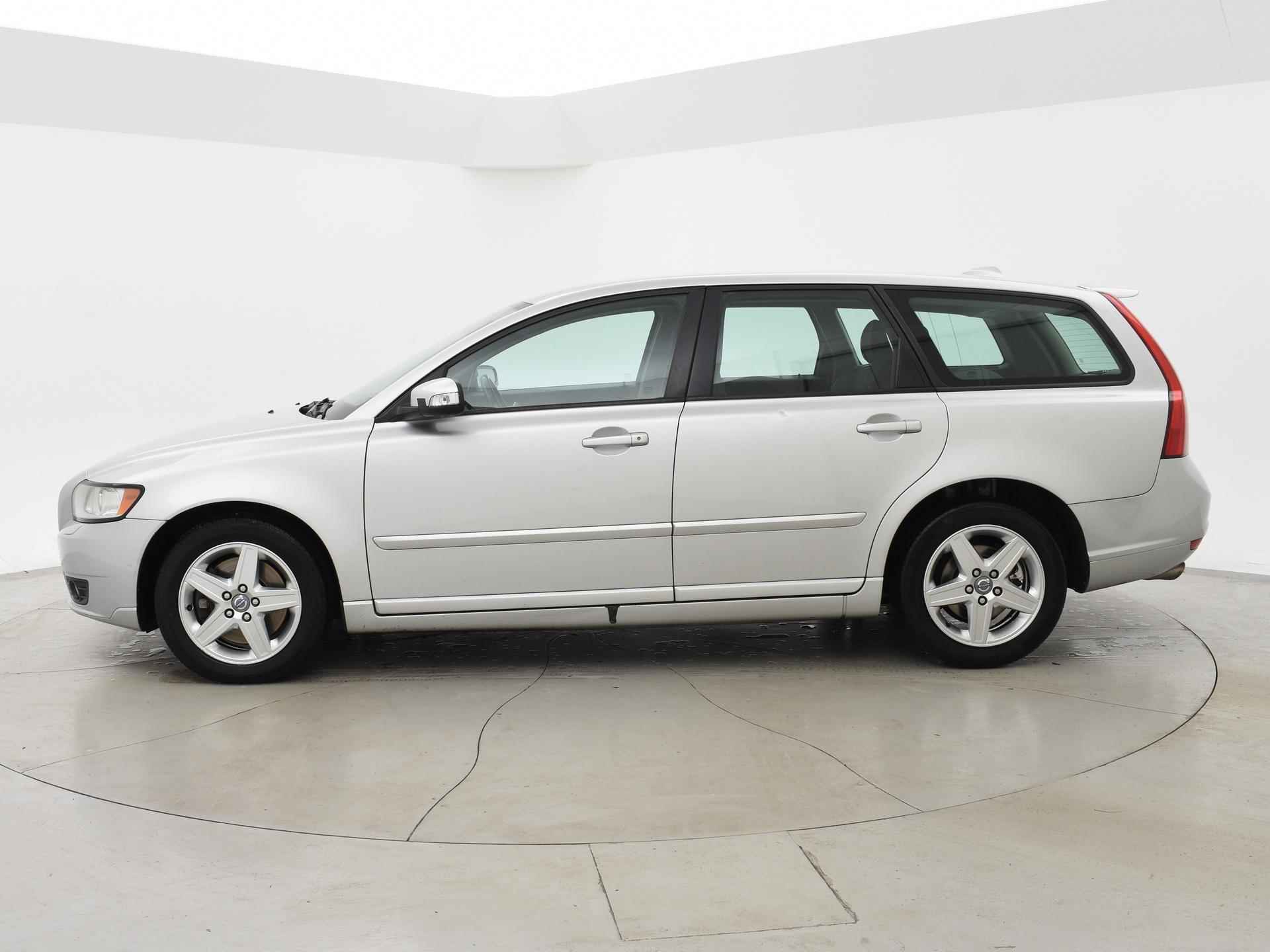 Volvo V50 2.4 D5 180 PK GEARTRONIC AUTOMAAT + TREKHAAK - 6/26