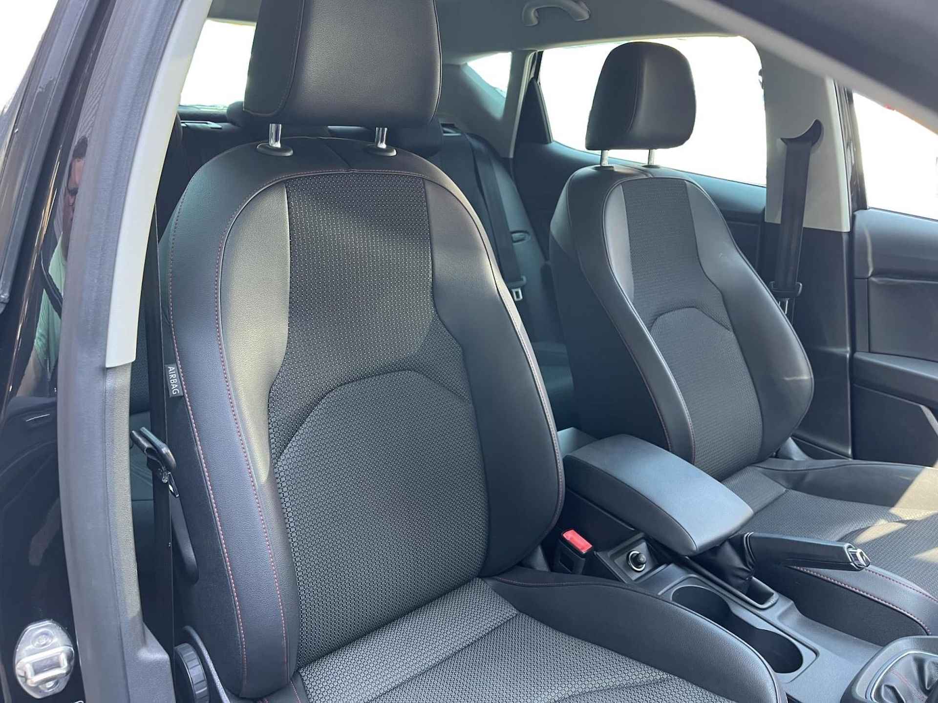 SEAT Leon 1.8 TSI FR Climate control, Apple Carplay, Cruise control, 17"Lichtmetalen velgen, USB/AUX, Elektrische ramen V+A, Isofix, Multifunctioneel stuurwiel, LED (MET GARANTIE*) - 14/32