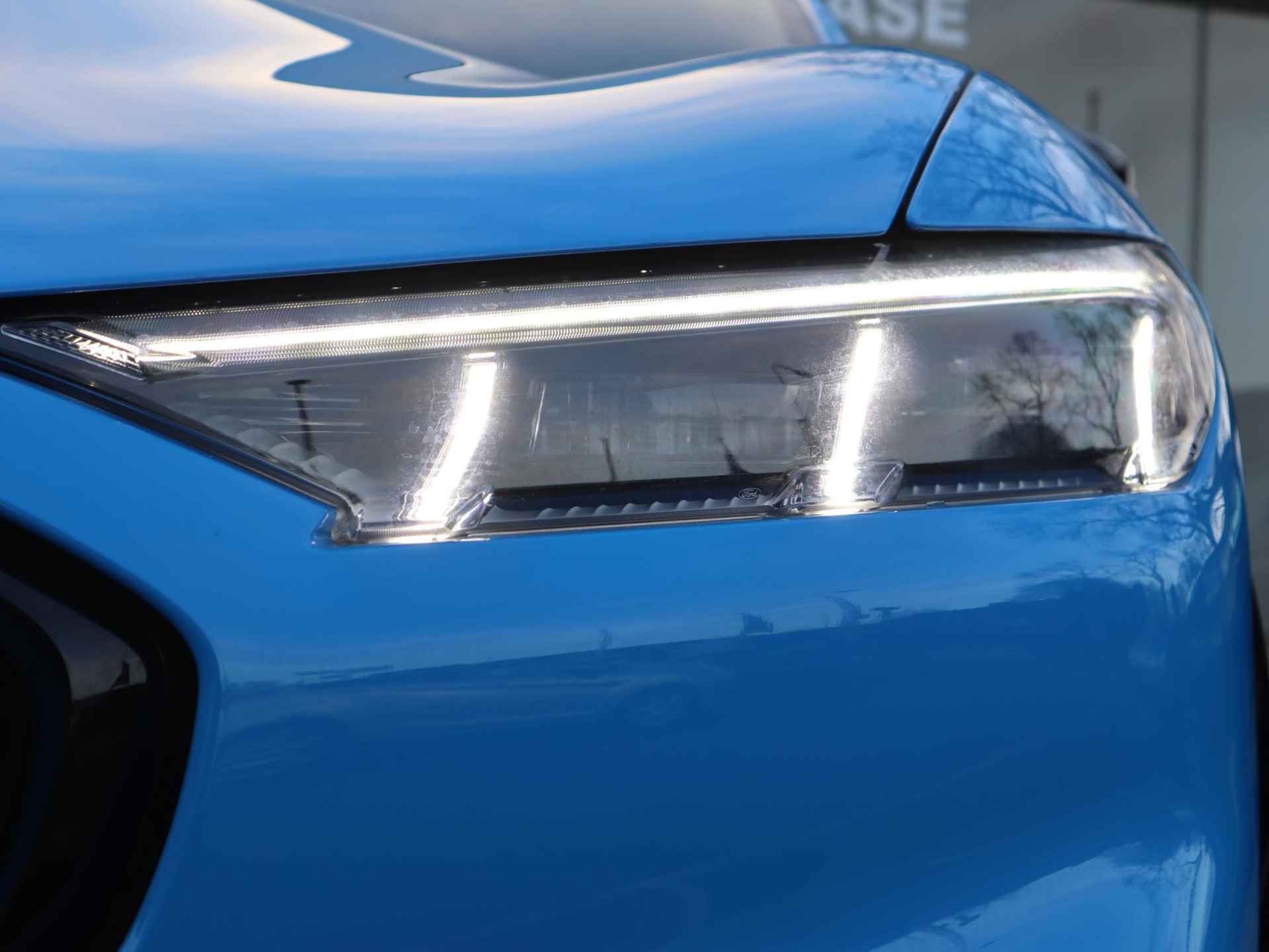 Ford Mustang Mach-E 98kWh AWD Premium | 19" Lichtmetalen velgen | B&O Premium Audio | Led verlichting | 360° Camera | Dodehoek detectie | Panorama dak | Lederen bekleding | El. verstelbare voorstoelen | - 11/58