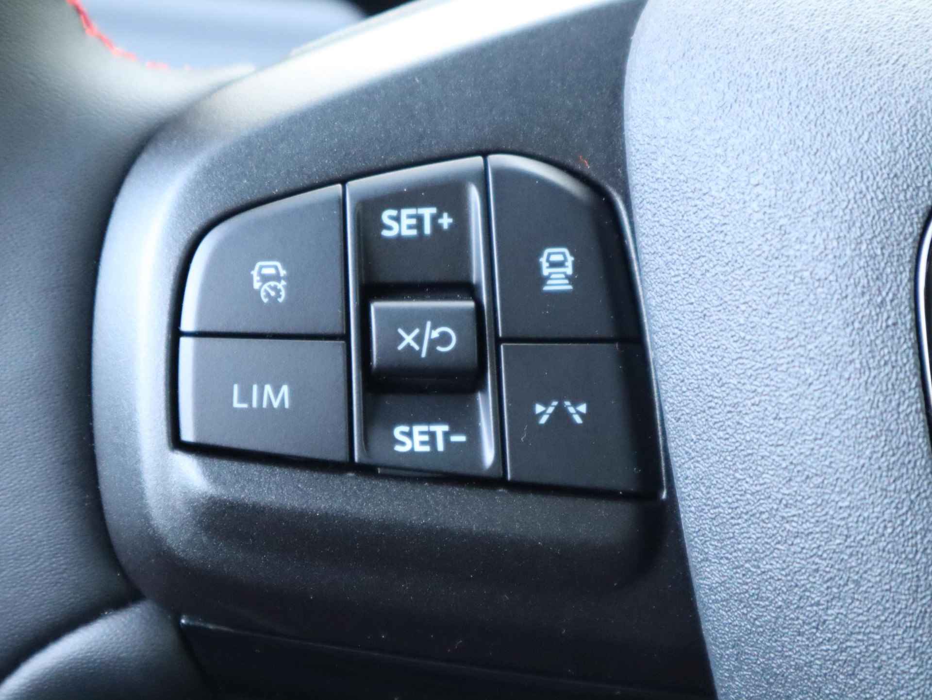 Ford Mustang Mach-E 98kWh AWD Premium | 19" Lichtmetalen velgen | B&O Premium Audio | Led verlichting | 360° Camera | Dodehoek detectie | Panorama dak | Lederen bekleding | El. verstelbare voorstoelen | - 37/58