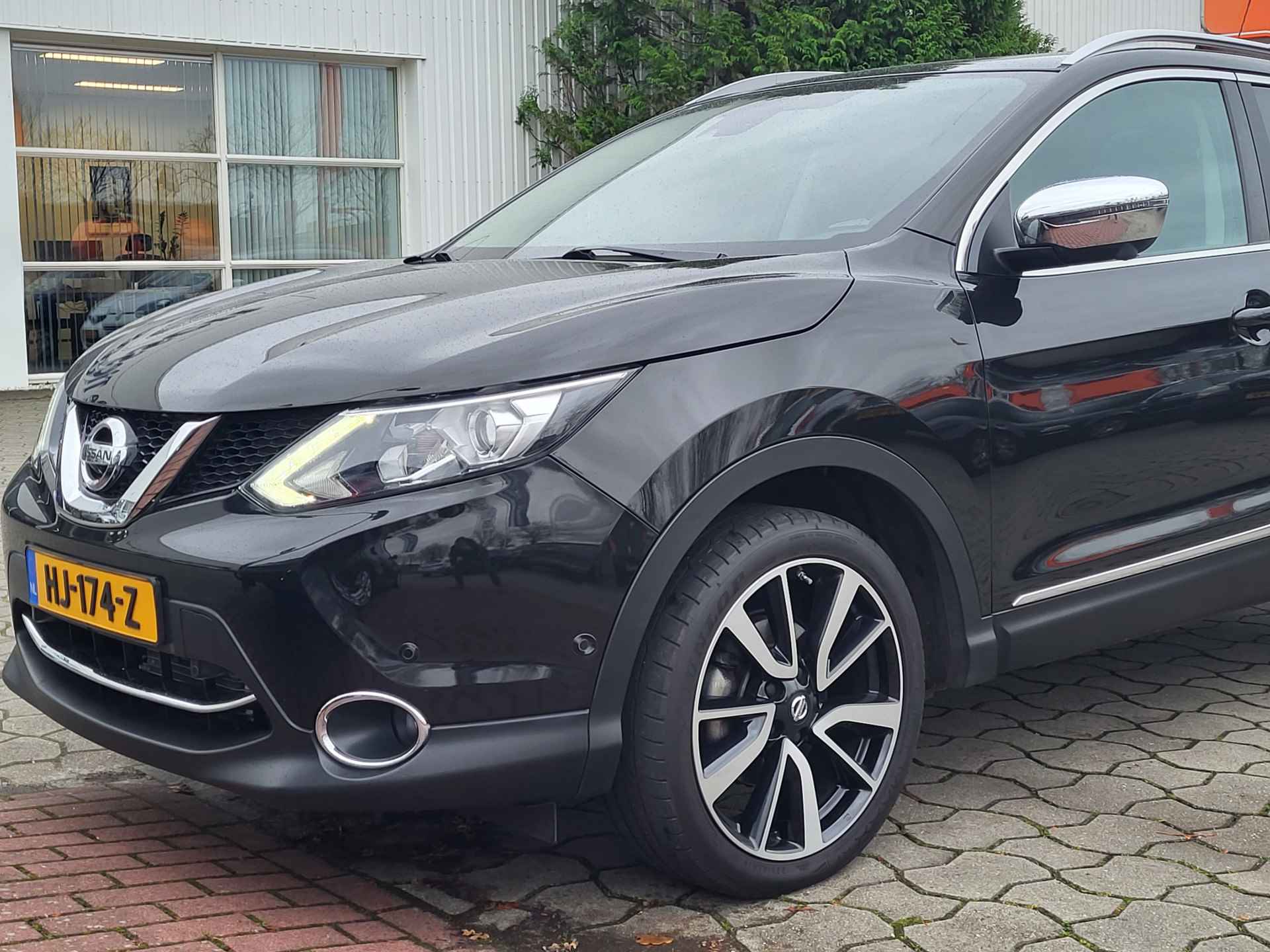 Nissan QASHQAI 1.2 Tekna Automaat, Panoramadak, Trekhaak, Rijklaar met beurt & garantie! - 25/29