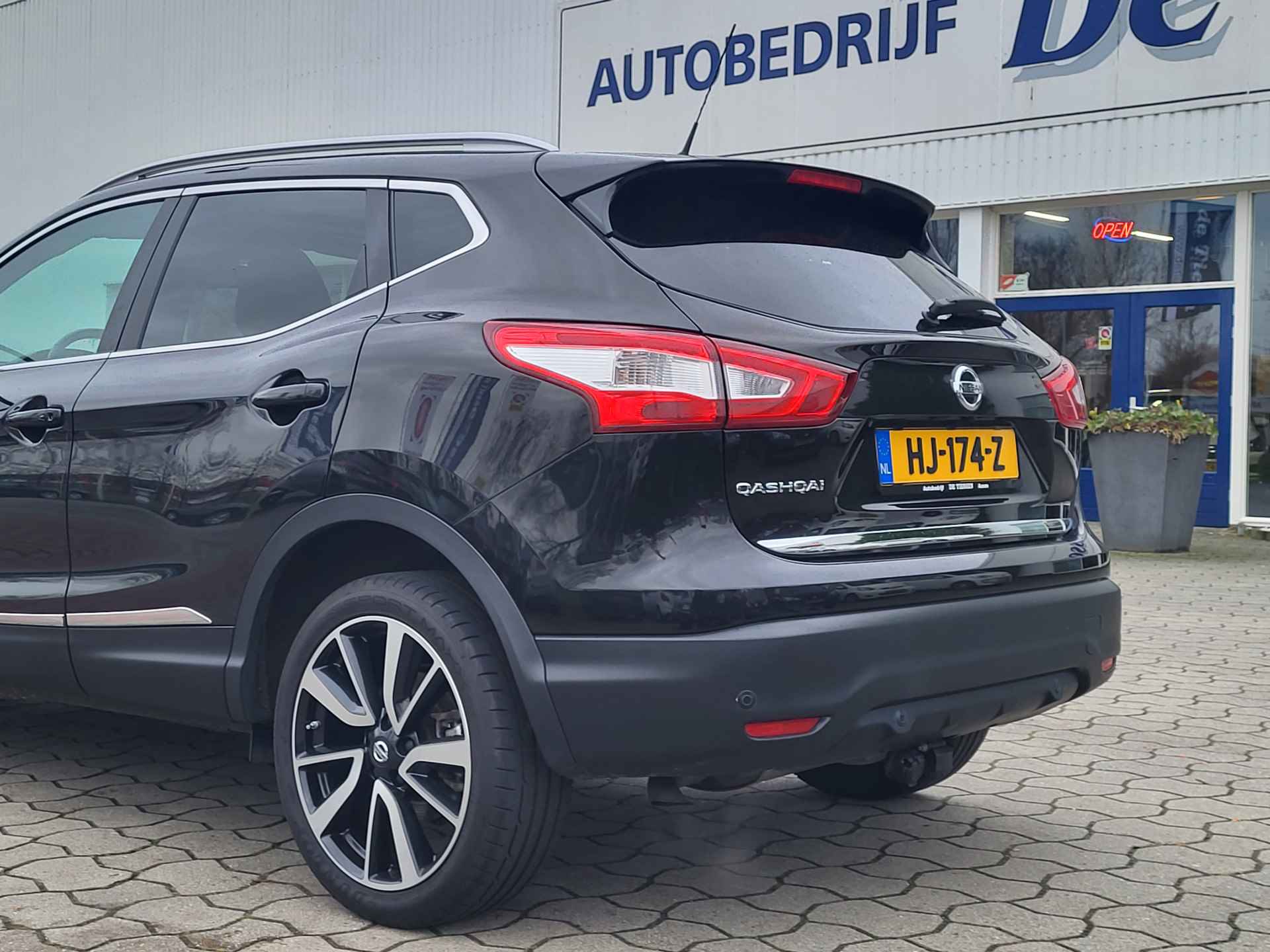 Nissan QASHQAI 1.2 Tekna Automaat, Panoramadak, Trekhaak, Rijklaar met beurt & garantie! - 26/29