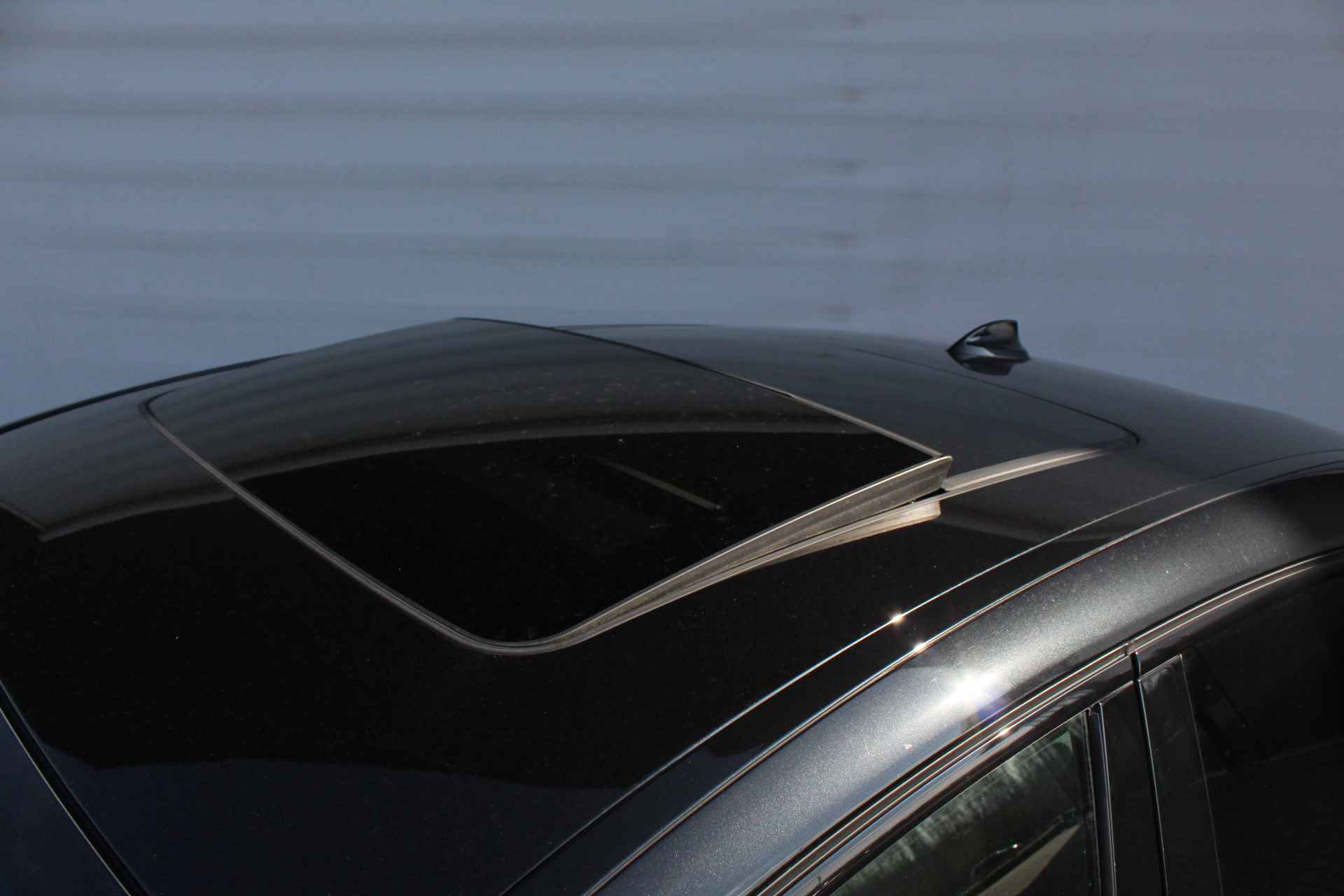 BMW X4 xDrive20i High Executive M Sport Automaat / Panoramadak / Sportstoelen / Adaptieve LED / Parking Assistant Plus / Comfort Access / Live Cockpit Professional - 10/28