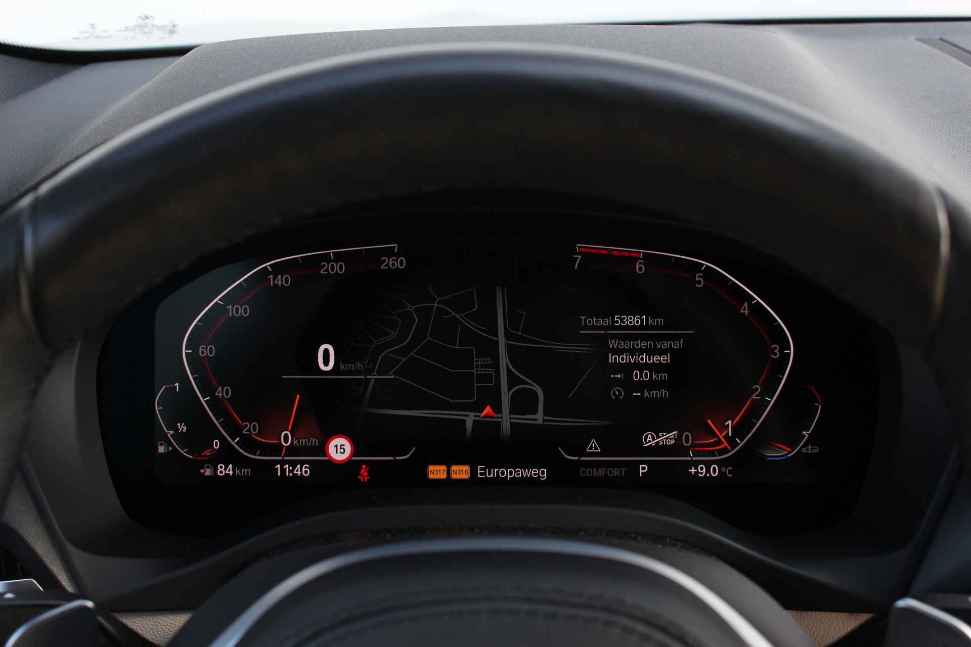 BMW X4 xDrive20i High Executive M Sport Automaat / Panoramadak / Sportstoelen / Adaptieve LED / Parking Assistant Plus / Comfort Access / Live Cockpit Professional - 26/28