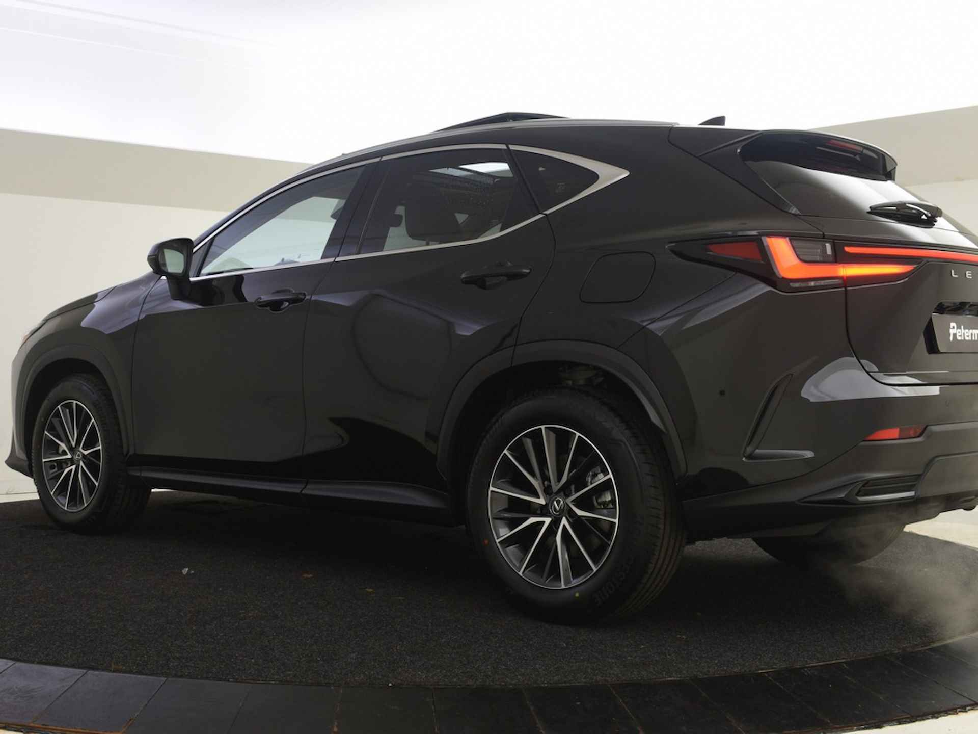 Lexus NX 450h+ AWD Executive Edition | Panorama opendak | PDC V+A | BLS | - 3/37