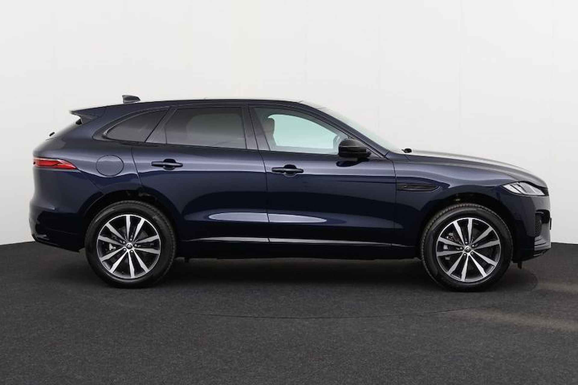 Jaguar F-Pace P400e PHEV R-Dynamic SE | Driver Assist Pack | Panorama schuif/kanteldak | 20 Inch | Leder Siena Tan | Fabr gar t/m 17-11-2029 - 2/15