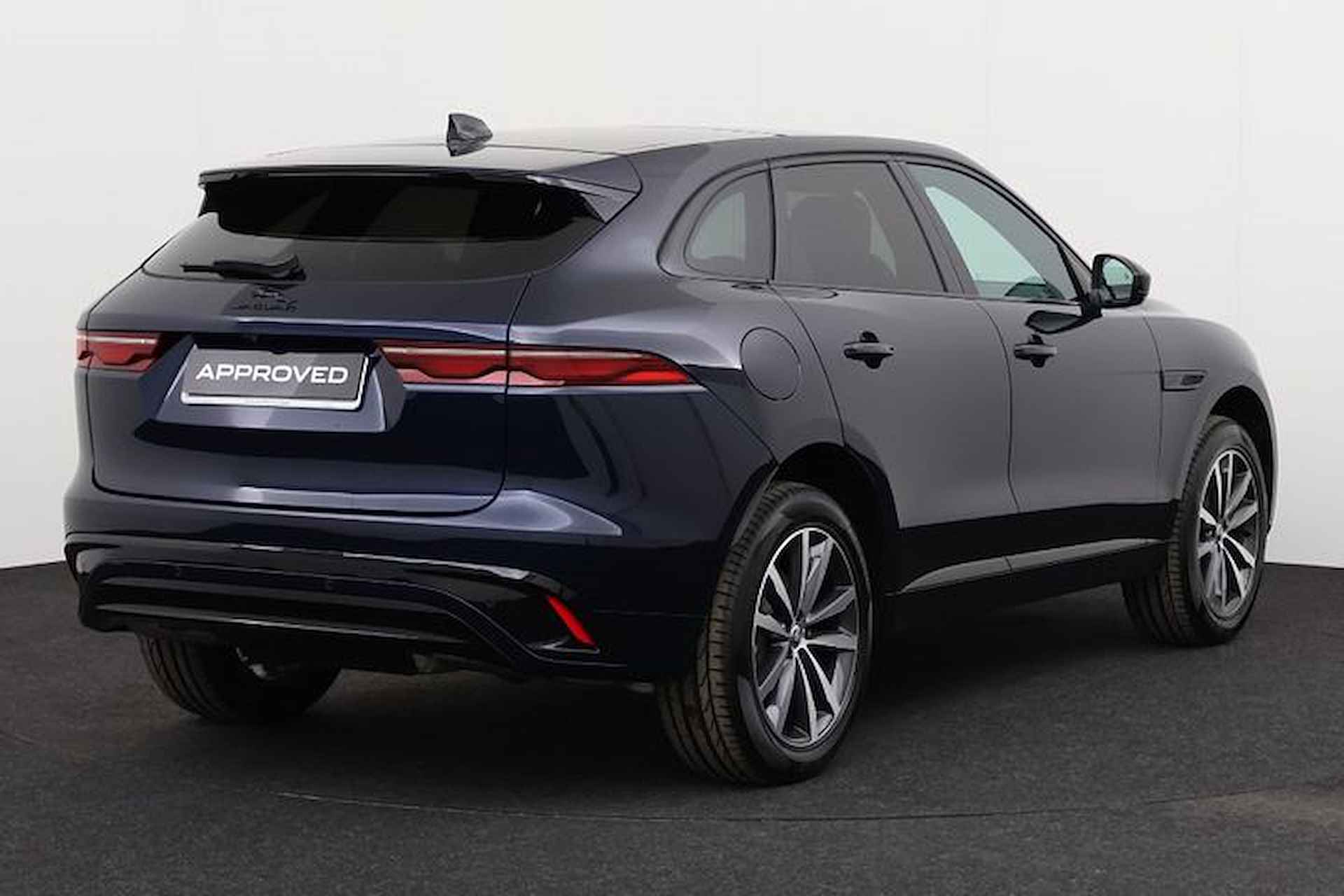 Jaguar F-Pace P400e PHEV R-Dynamic SE | Driver Assist Pack | Panorama schuif/kanteldak | 20 Inch | Leder Siena Tan | Fabr gar t/m 17-11-2029 - 3/15