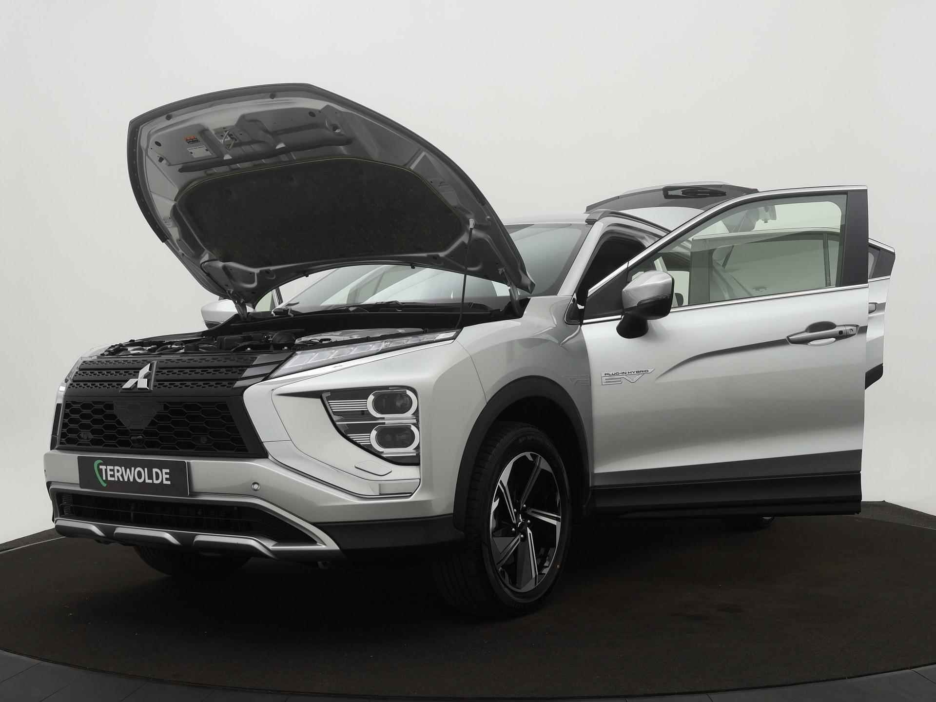 Mitsubishi Eclipse Cross 2.4 PHEV Intense+ - 24/31