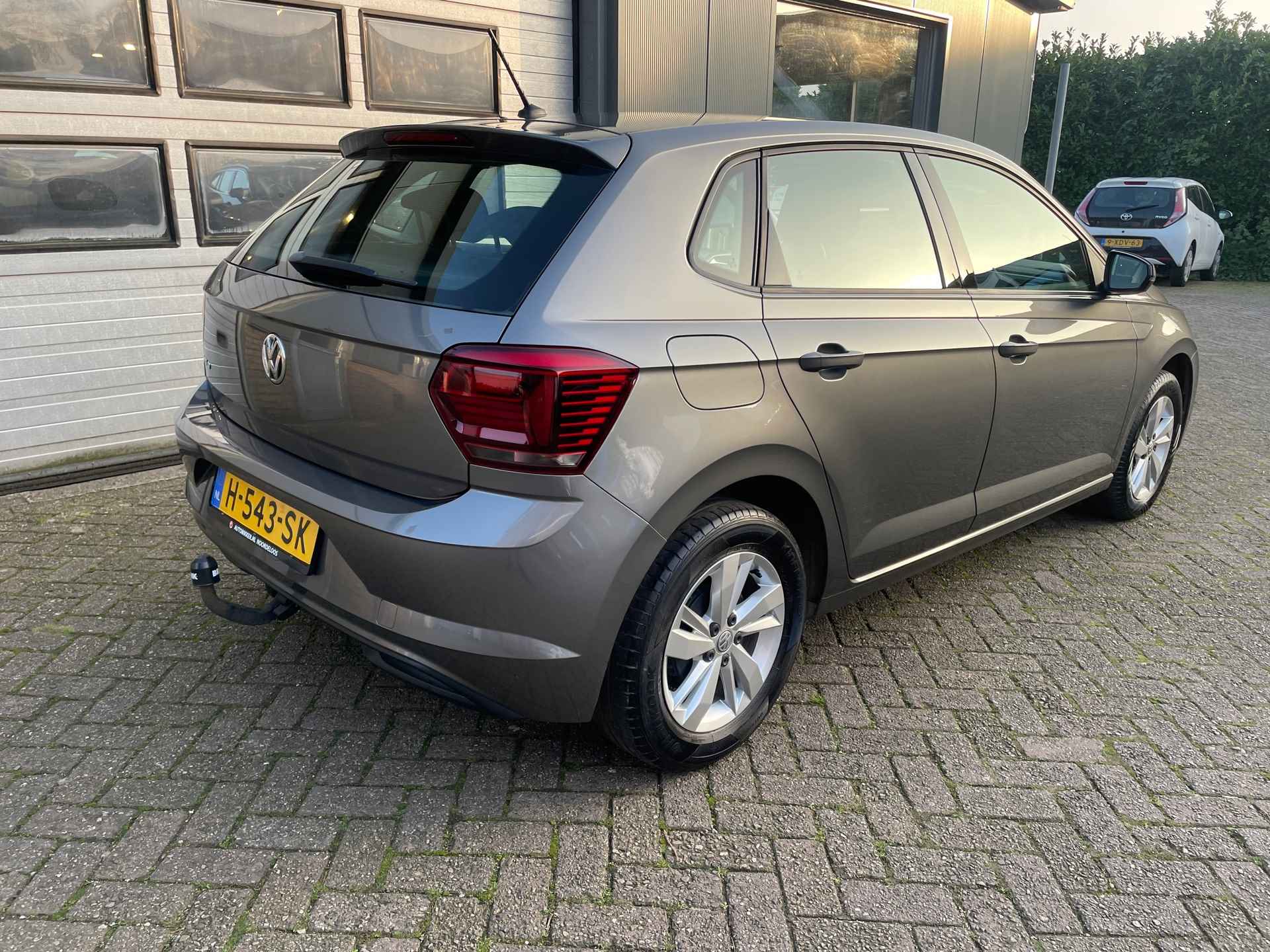 Volkswagen Polo 1.0 TSI Beats - 4/17