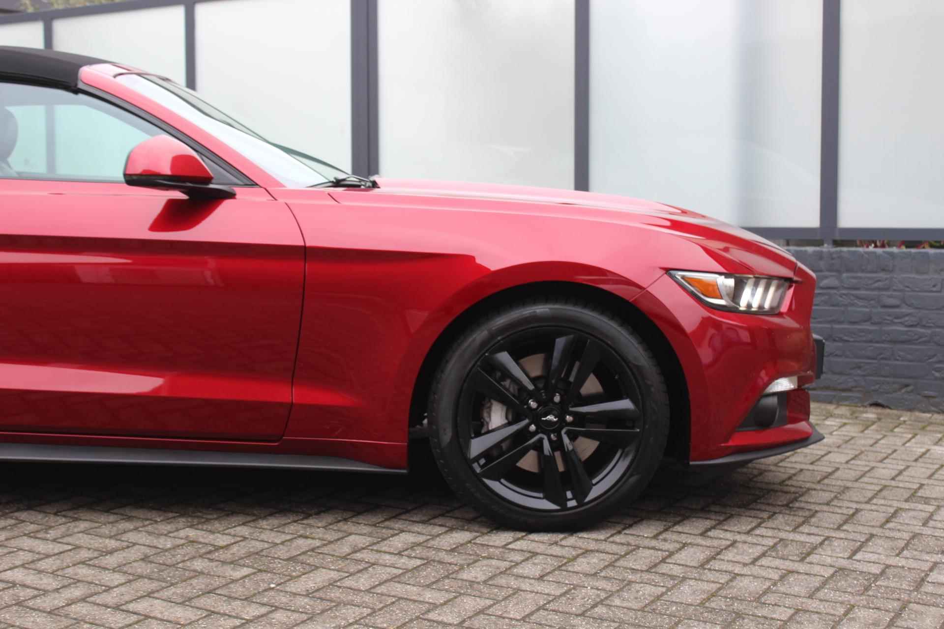 Ford Mustang Convertible 2.3 EcoBoost Custom Pack, Windscherm, Geheel compleet! - 41/50