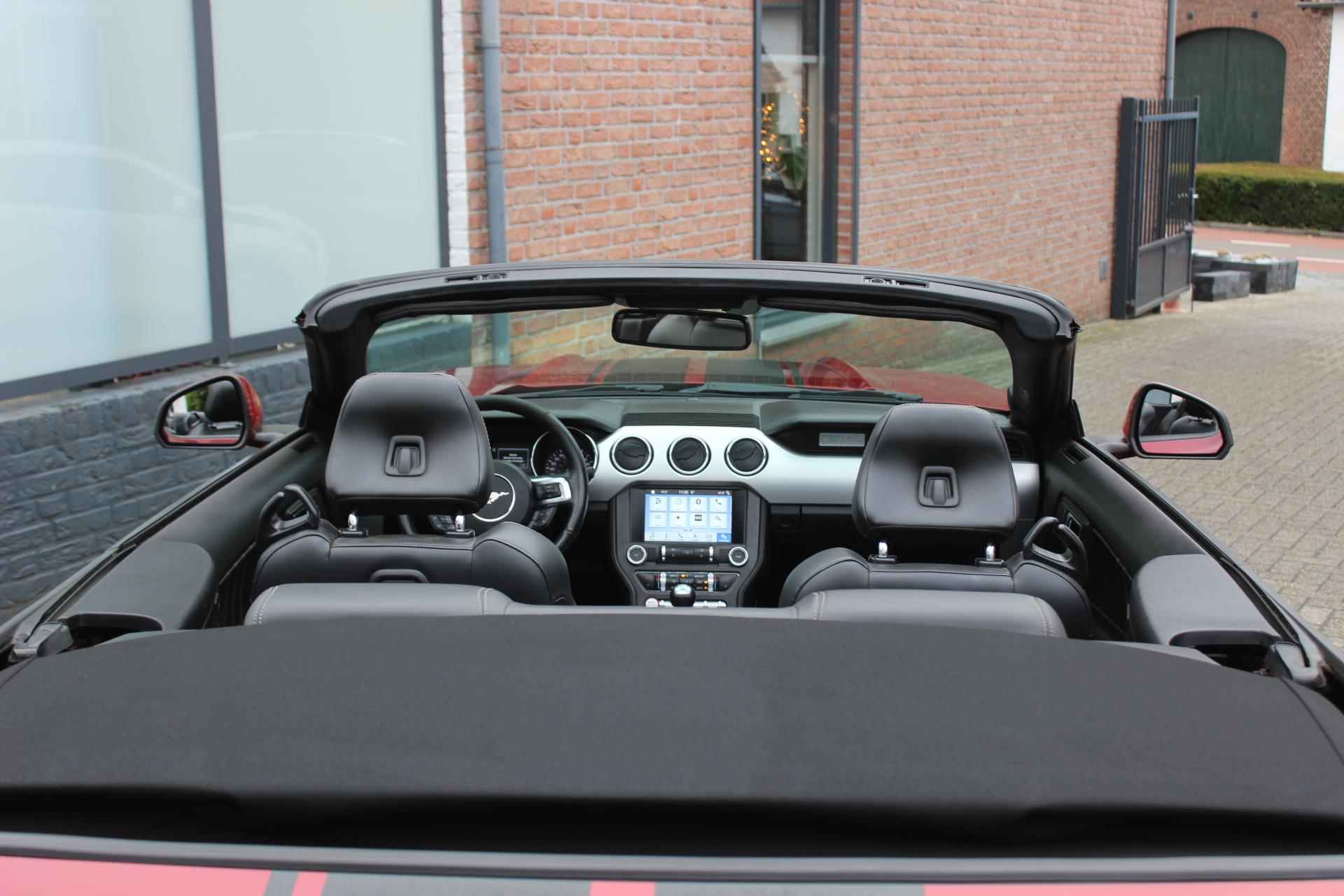 Ford Mustang Convertible 2.3 EcoBoost Custom Pack, Windscherm, Geheel compleet! - 49/50