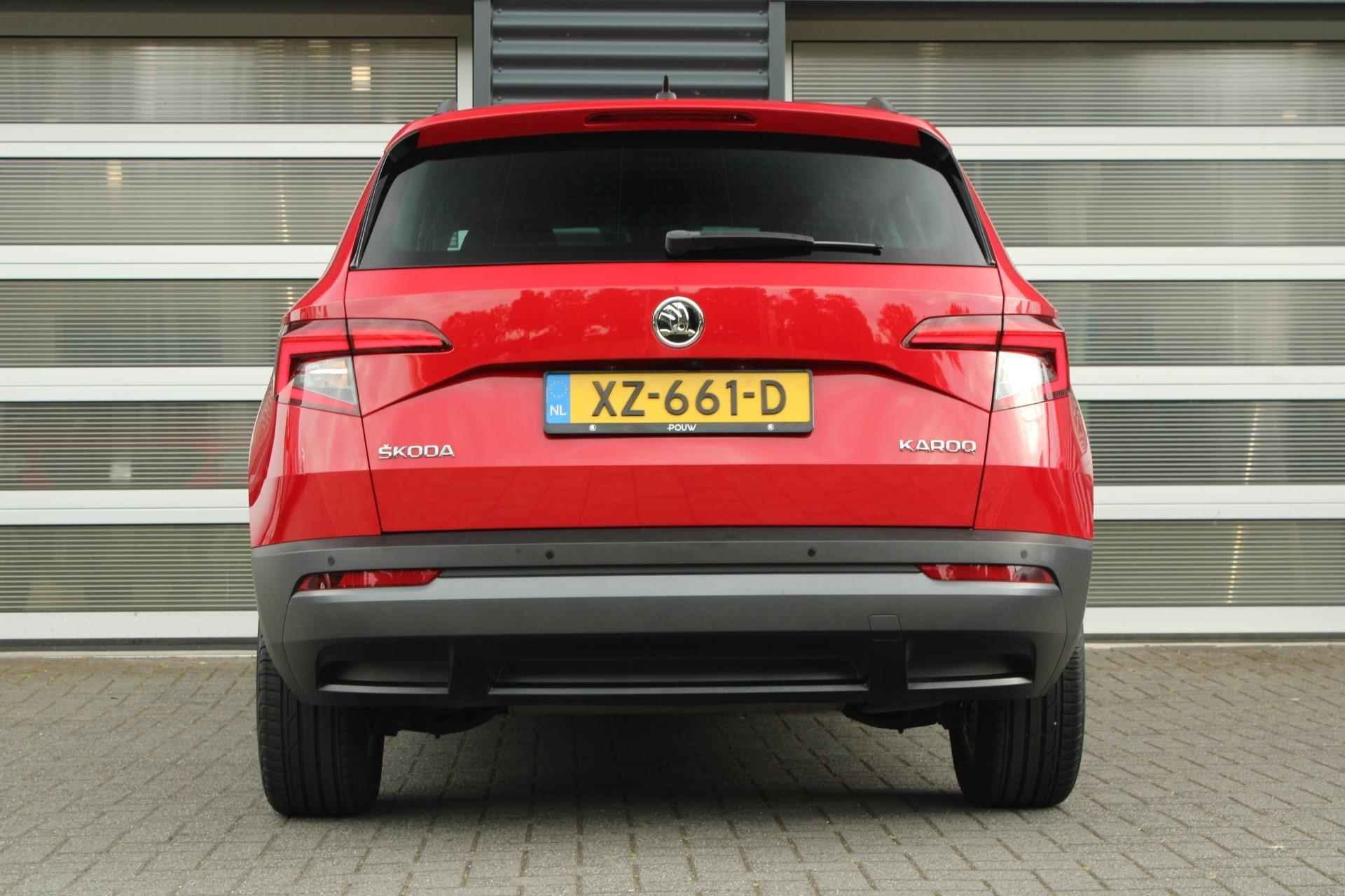 Skoda Karoq 1.0 TSI 115pk Ambition Business | 17" Velgen | Navigatie | camera - 14/46