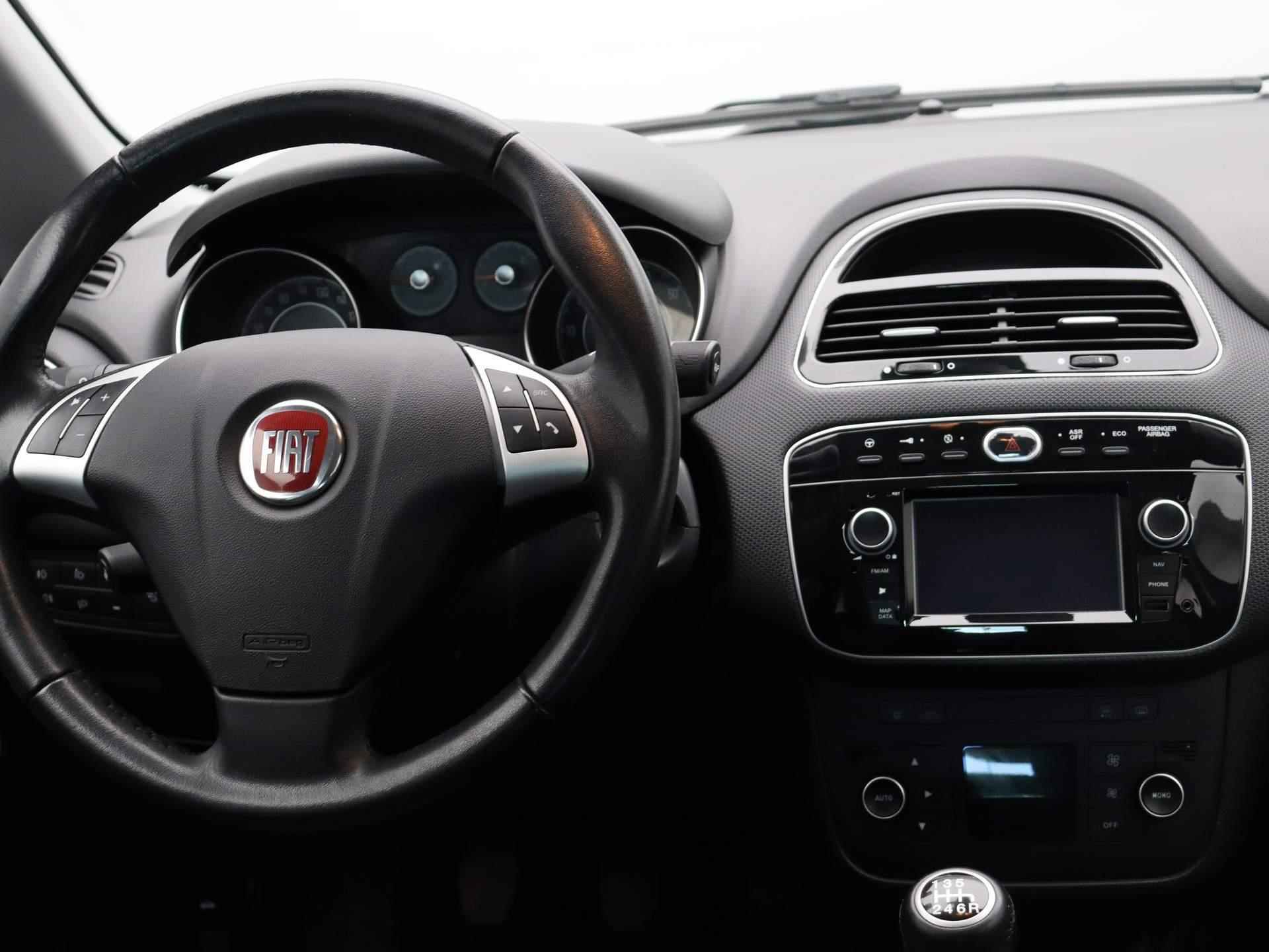 Fiat Punto Evo 0.9 TwinAir Sempre | Parkeersensoren achter | Slechts 45908 km | Climate Control | Navigatie Pakket | - 8/38