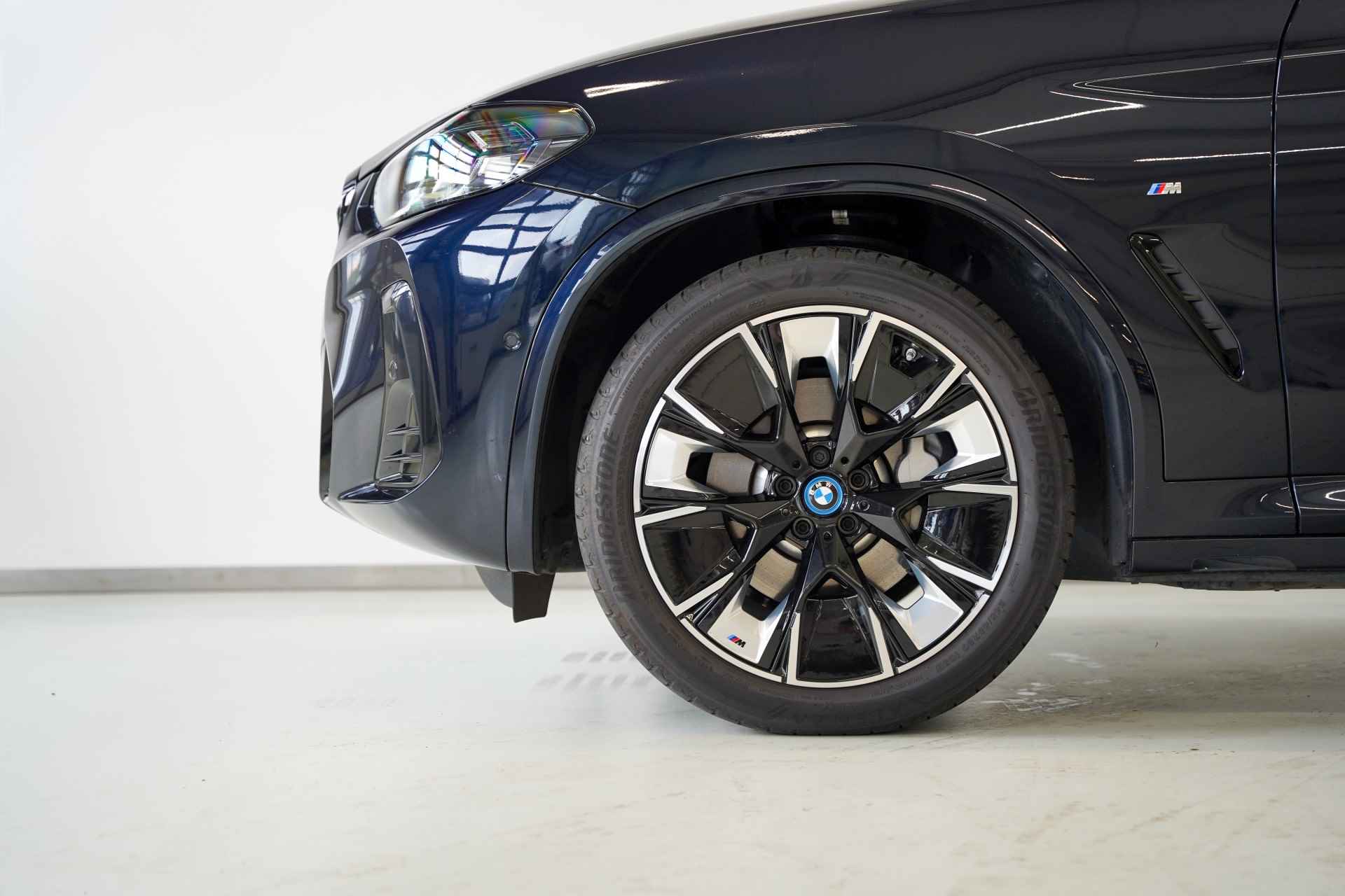 BMW iX3 High Executive M Sportpakket Shadow Line - 6/28