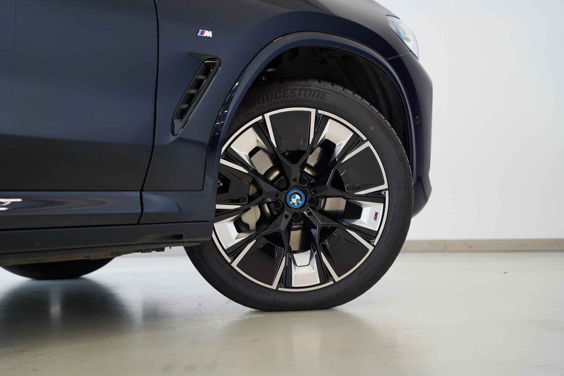 BMW iX3 High Executive M Sportpakket Shadow Line - 24/28