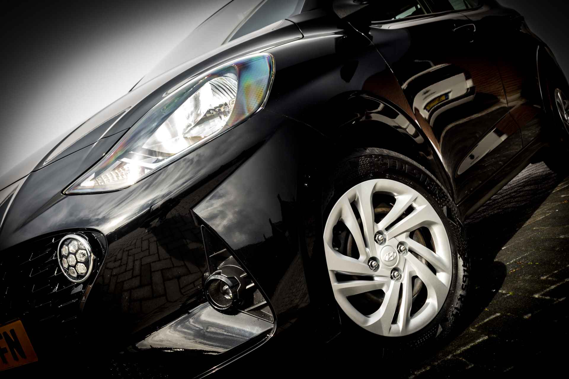 Hyundai i10 1.0 67 PK Comfort Smart 1 EIGN Rijklaar UNIEK !!!! | Airco | Elek. Pakket | Cr control | Navigatie | - 6/24