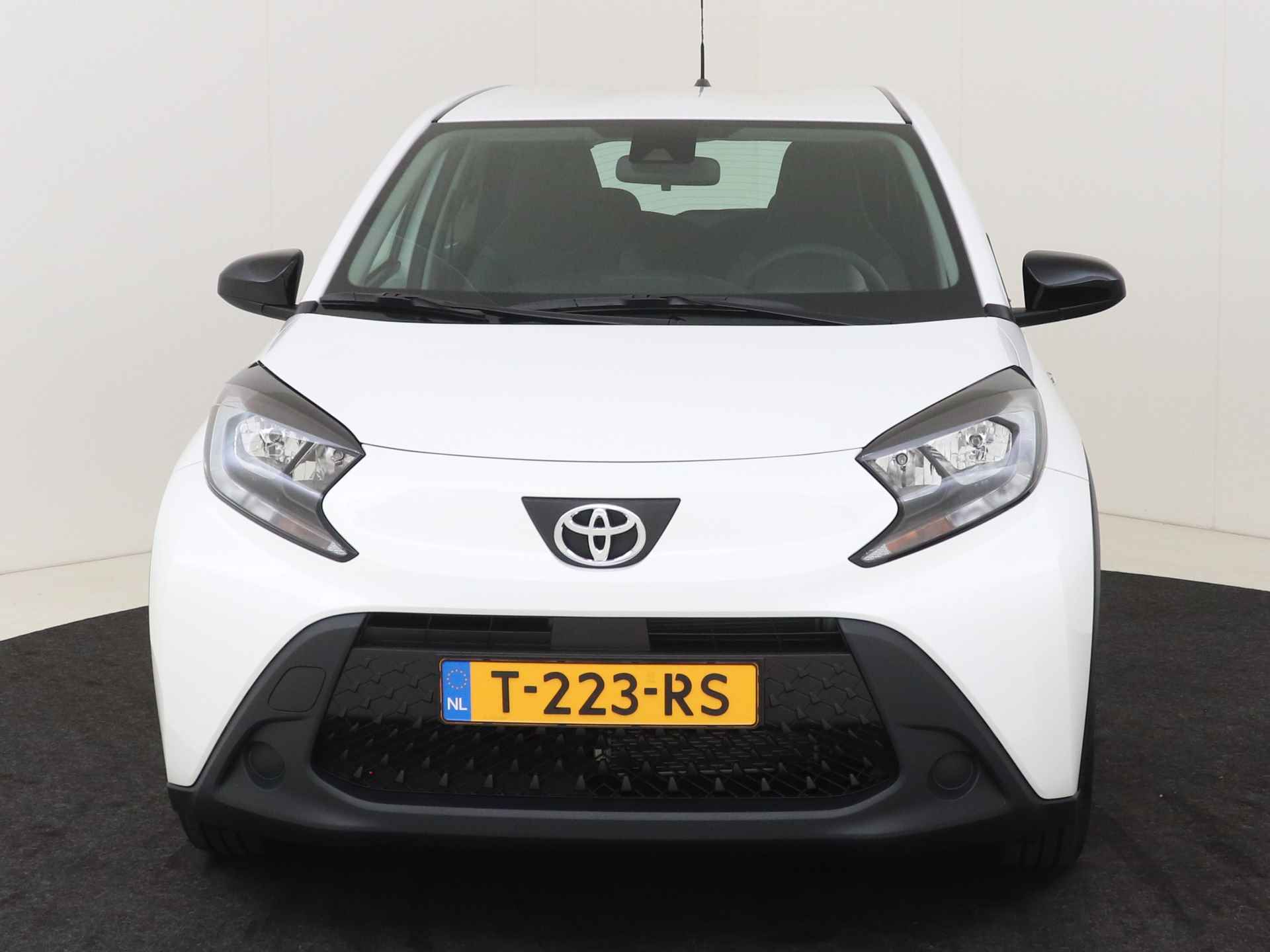 Toyota Aygo X 1.0 VVT-i S-CVT play *demo | Airco | Cruise Control | Apple CarPlay/ Android Auto | - 26/38