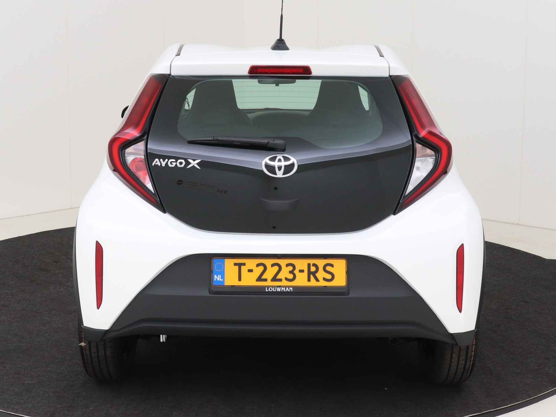 Toyota Aygo X 1.0 VVT-i S-CVT play *demo | Airco | Cruise Control | Apple CarPlay/ Android Auto | - 28/38