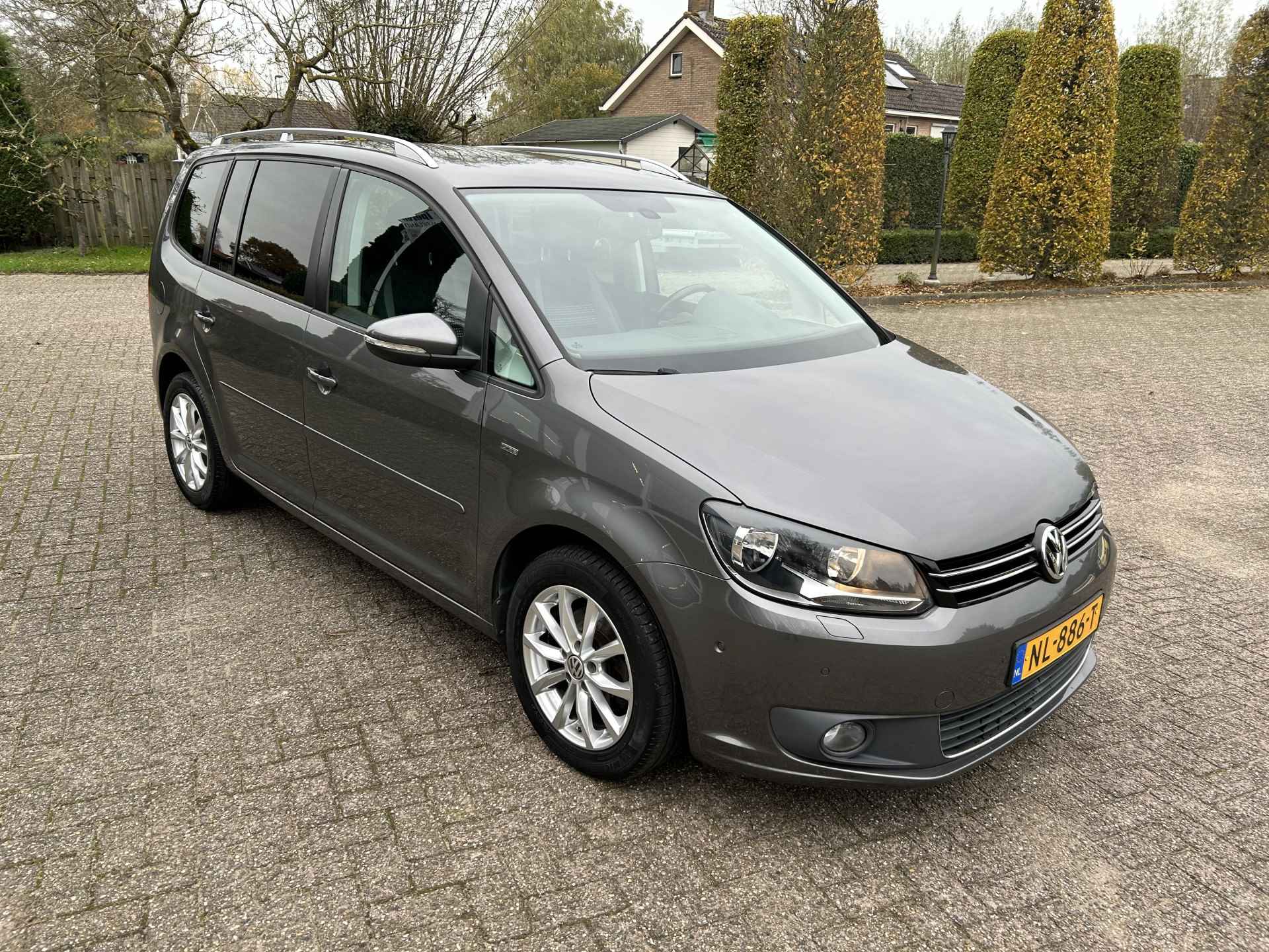 Volkswagen Touran 1.2 TSI Comfortline BlueMotion - 6/16