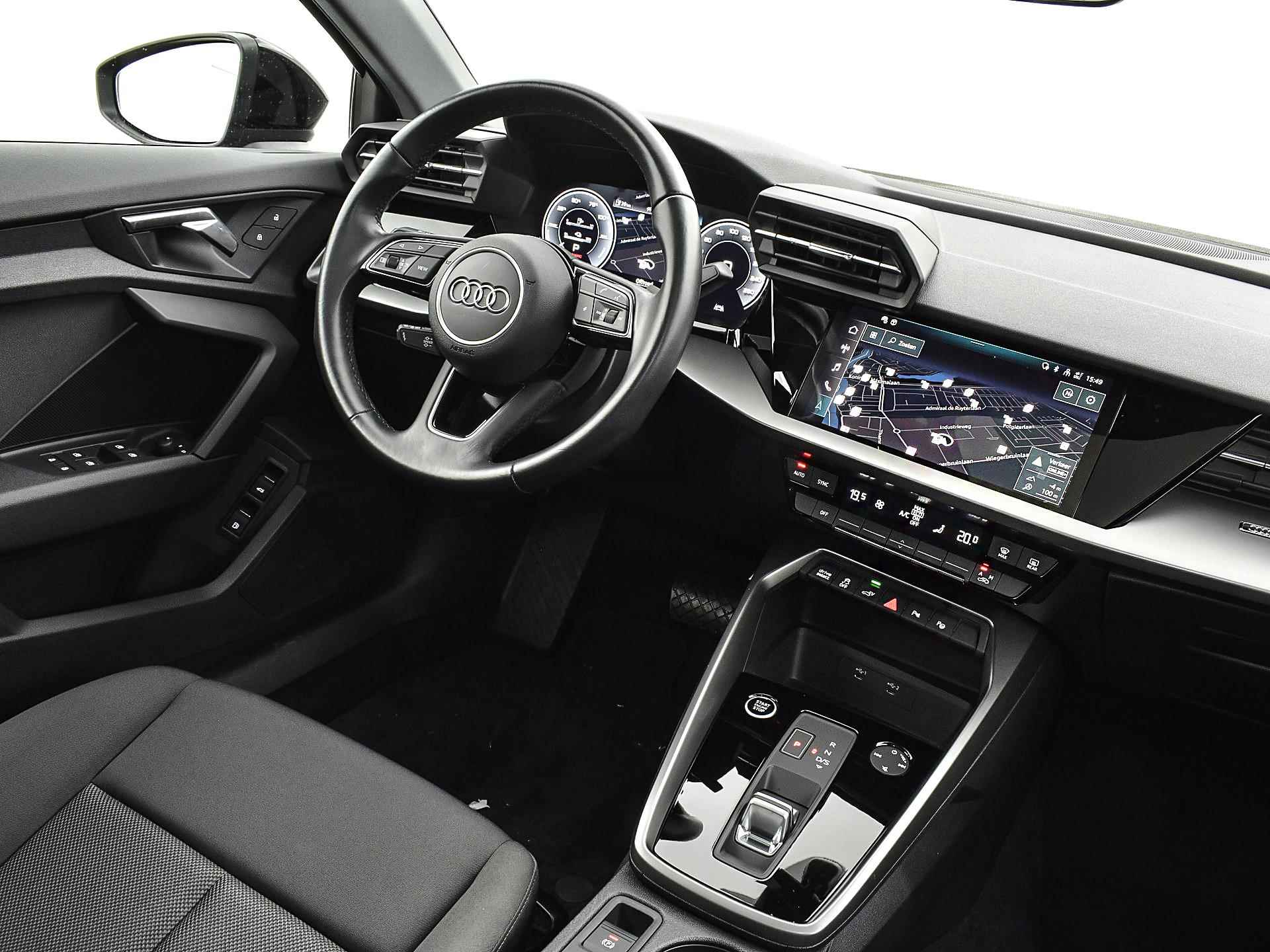 Audi A3 Sportback 40 TFSIe 204pk S-Tronic Business Edition | Panoramadak | Apple Car Play | Parkeerassistent | Elek. Achterklep | Cruise Control | P-Sensoren | Clima | 12 maanden BOVAG Garantie - 13/30