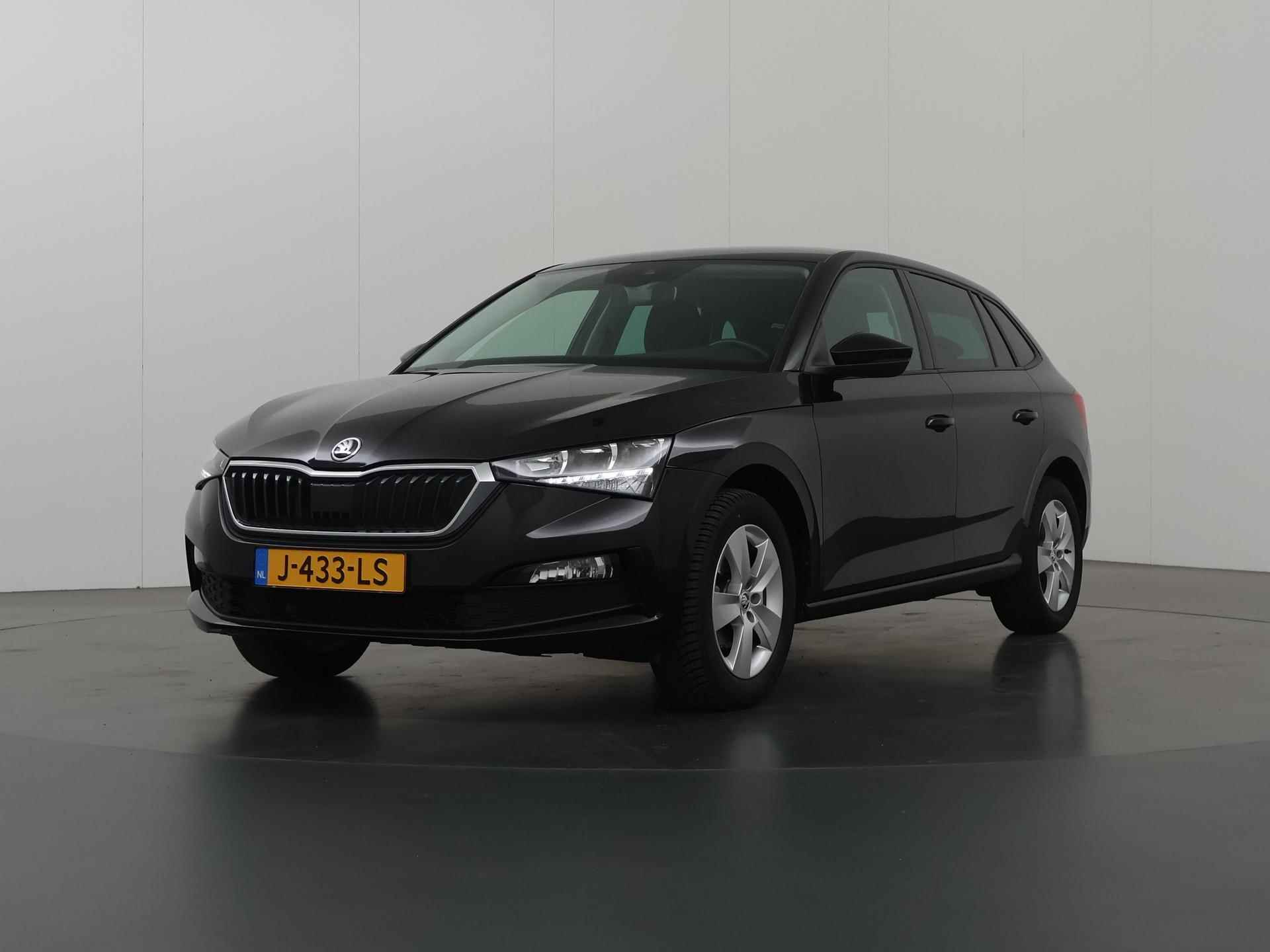 Skoda Scala 1.0 TSI Ambition | Climate Control | Parkeersensoren | Bluetooth | Trekhaak | Navigatie via CarPlay | Cruise Controle | NL Auto | - 40/40