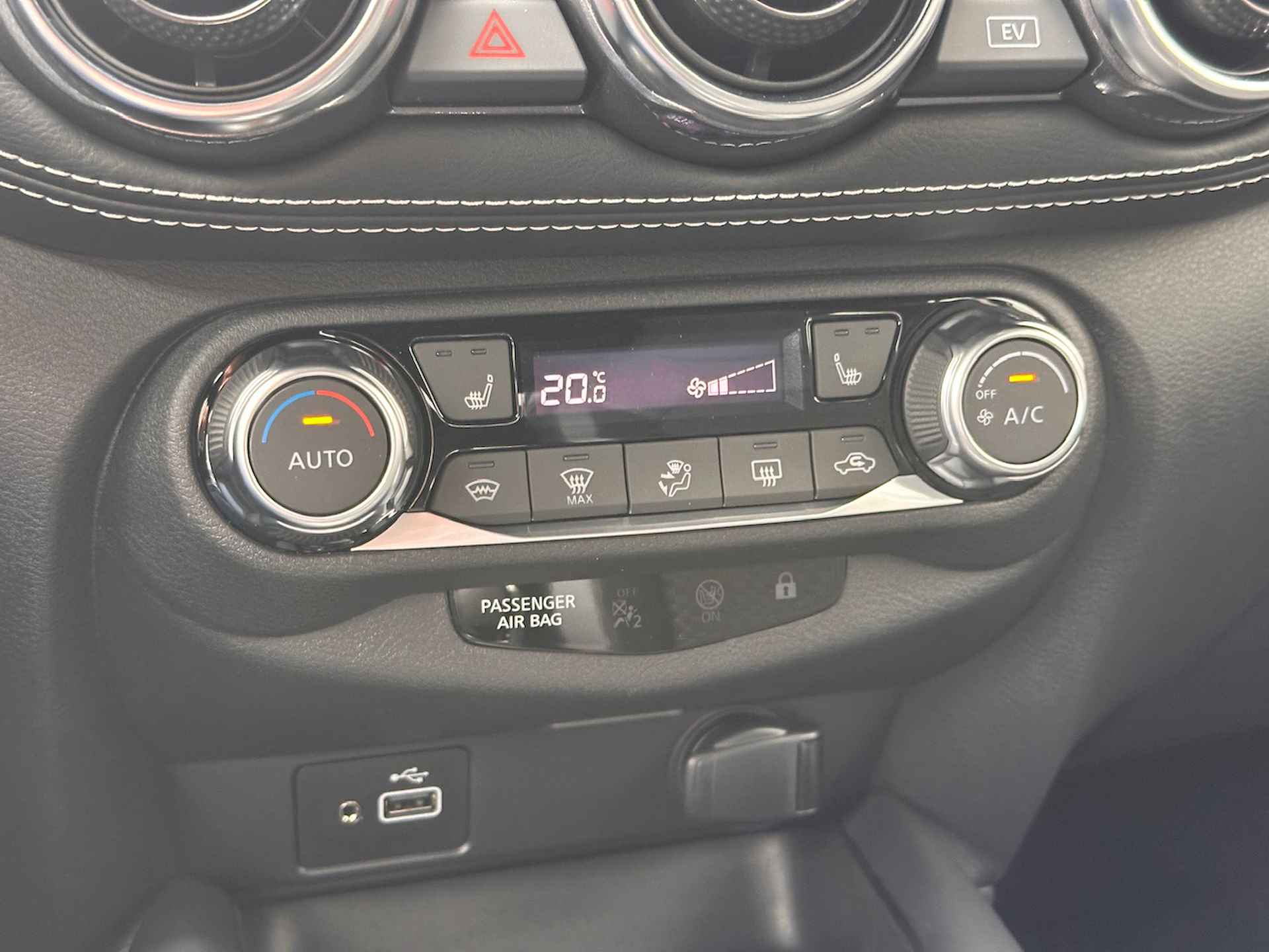 Nissan Juke Hybrid 143pk N-Design | NIEUW | Technology Pack | Cold Pack | App Connect | Navigatie | Keyless - 19/34