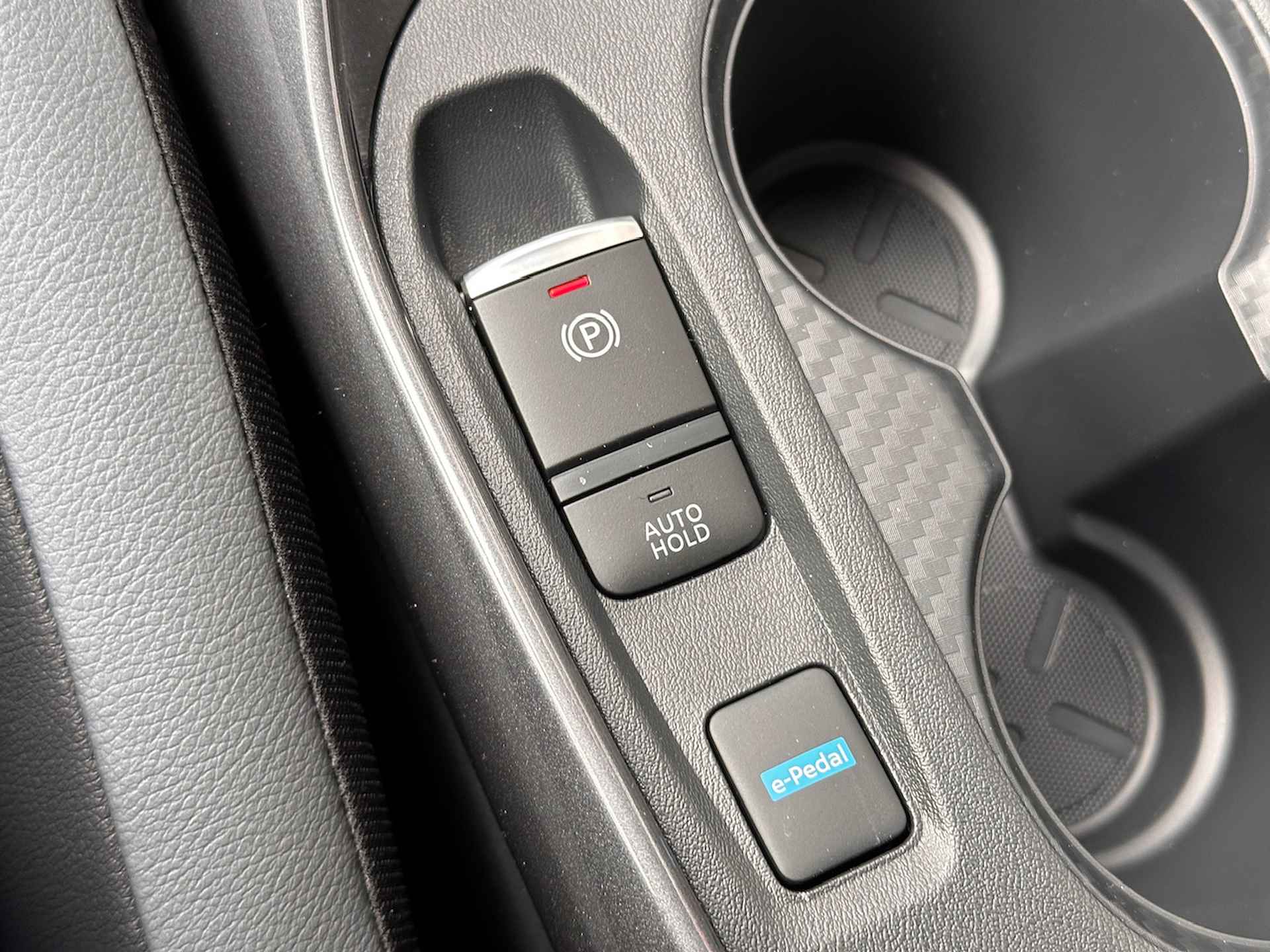 Nissan Juke Hybrid 143pk N-Design | NIEUW | Technology Pack | Cold Pack | App Connect | Navigatie | Keyless - 21/34