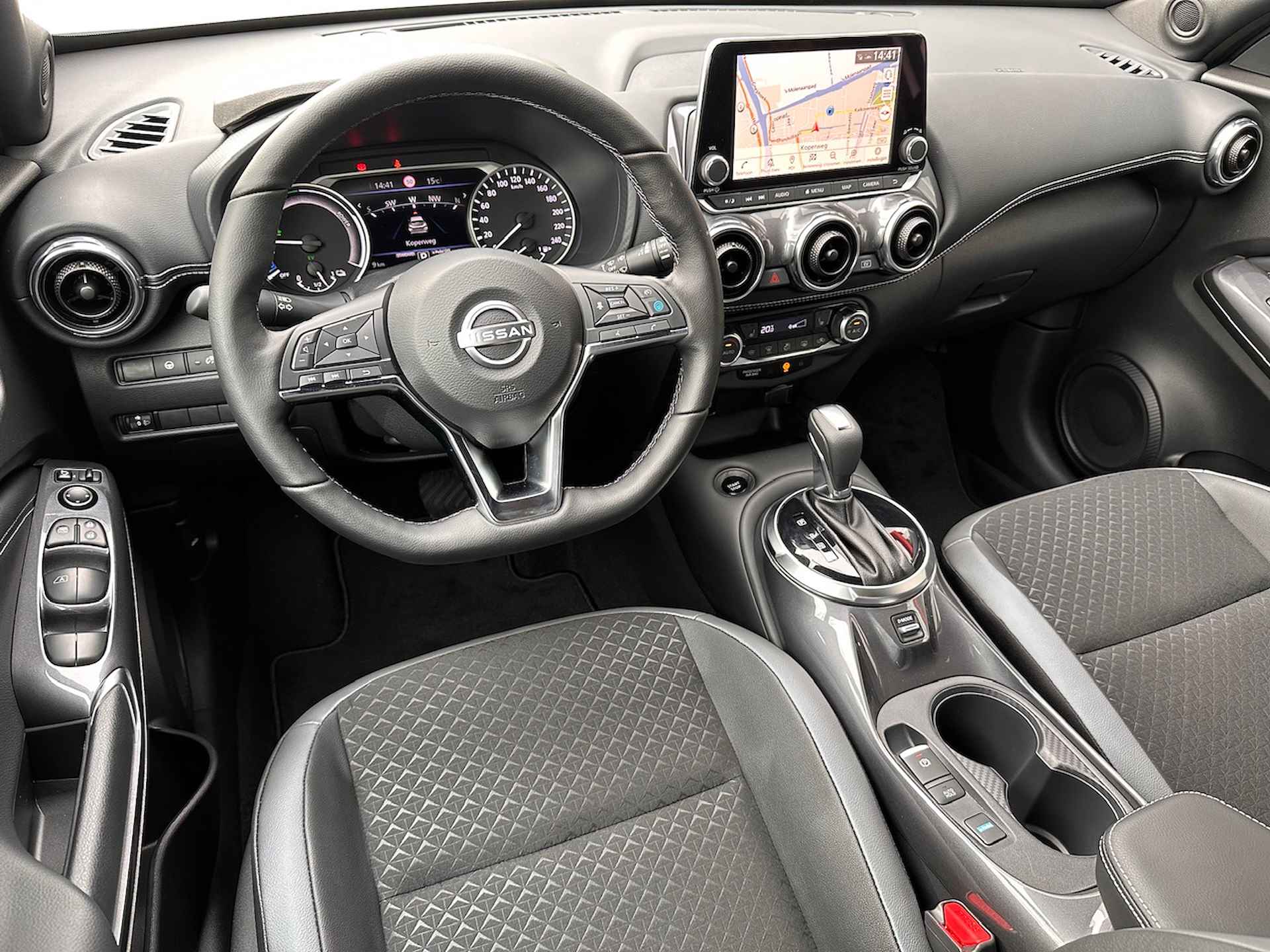 Nissan Juke Hybrid 143pk N-Design | NIEUW | Technology Pack | Cold Pack | App Connect | Navigatie | Keyless - 26/34