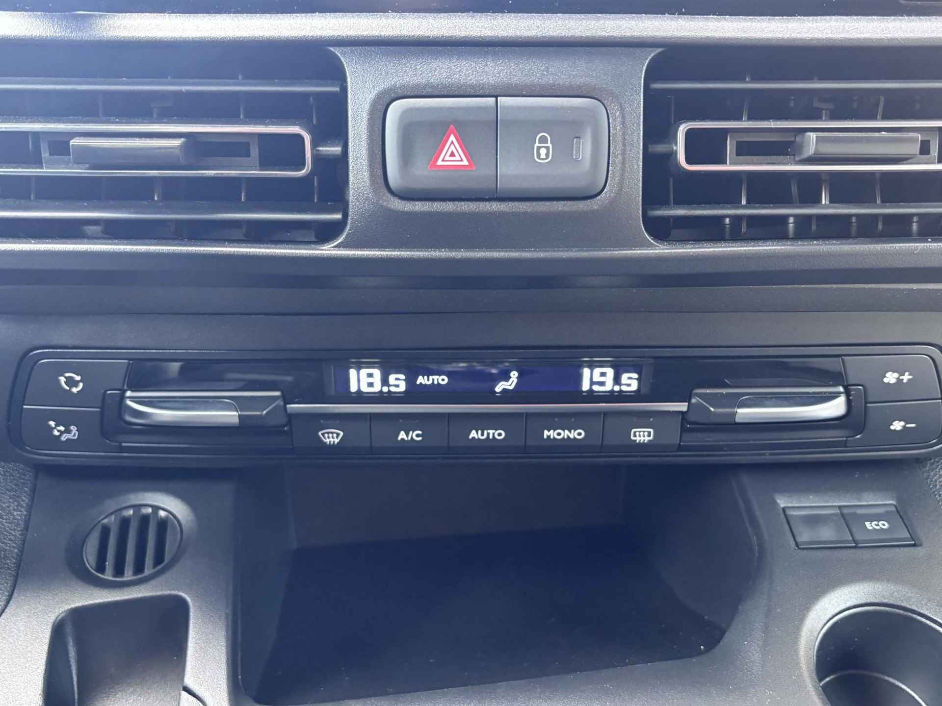 Citroën Berlingo MPV Feel Pack 1.2 Turbo 130pk EAT8 AUTOMAAT | CAMERA | CLIMA | CRUISE | APPLE CARPLAY / ANDROID AUTO | DAB+ - 29/57