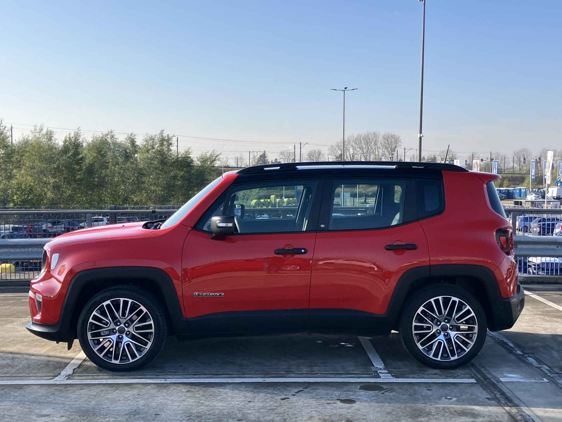 Jeep Renegade 1.5T e-Hybrid Summit Schuifdak / 19" Velgen - 5/55