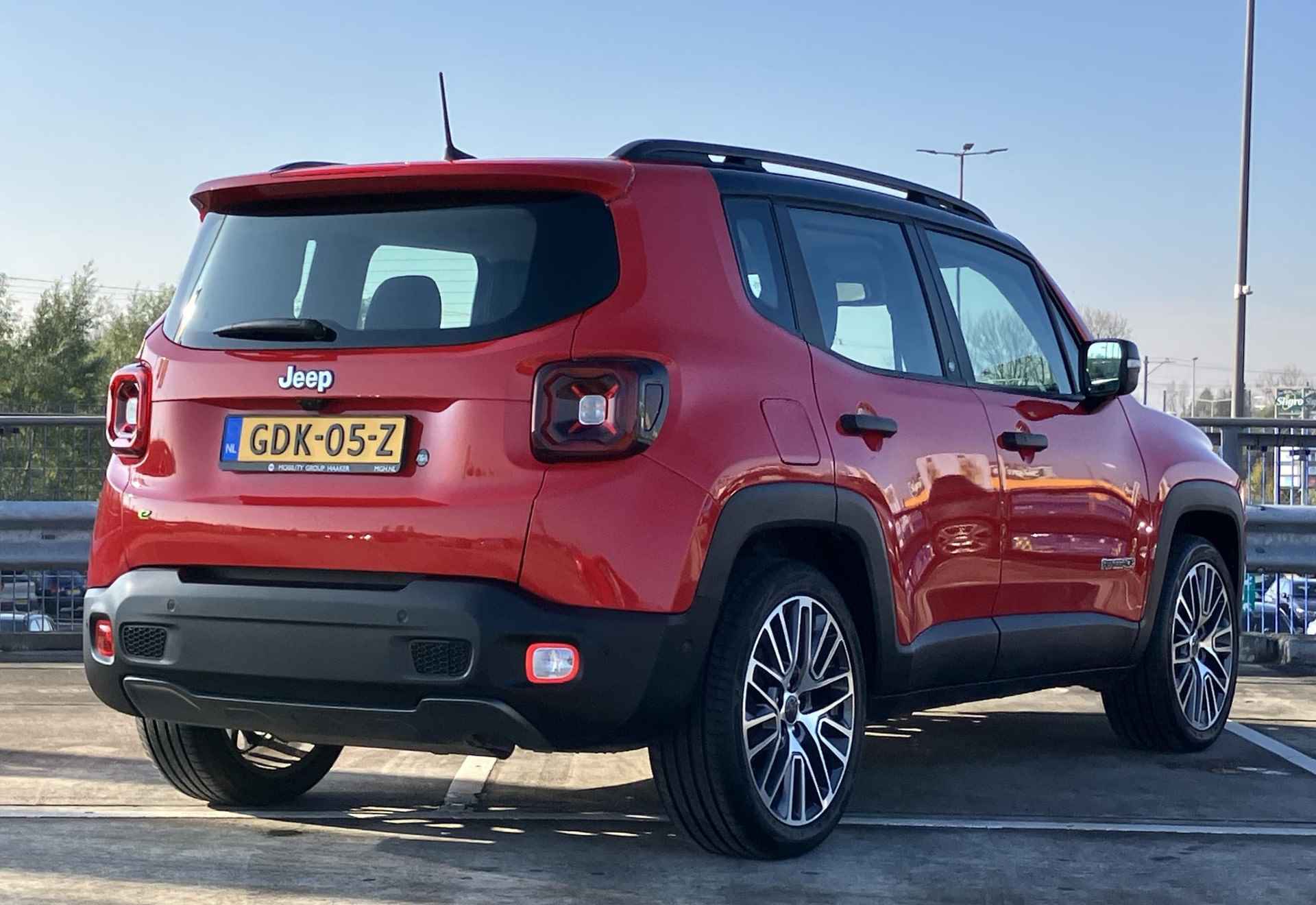 Jeep Renegade 1.5T e-Hybrid Summit Schuifdak / 19" Velgen - 10/55