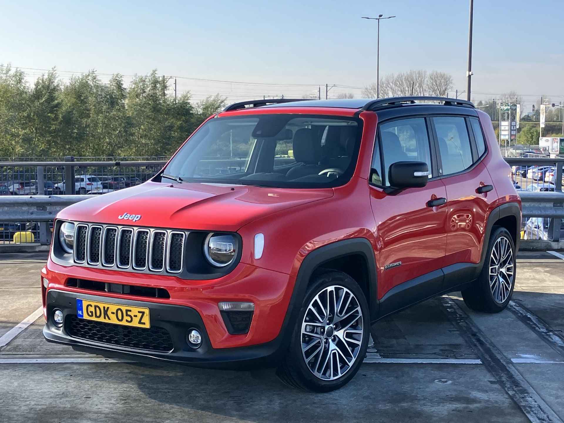 Jeep Renegade 1.5T e-Hybrid Summit Schuifdak / 19" Velgen - 34/55