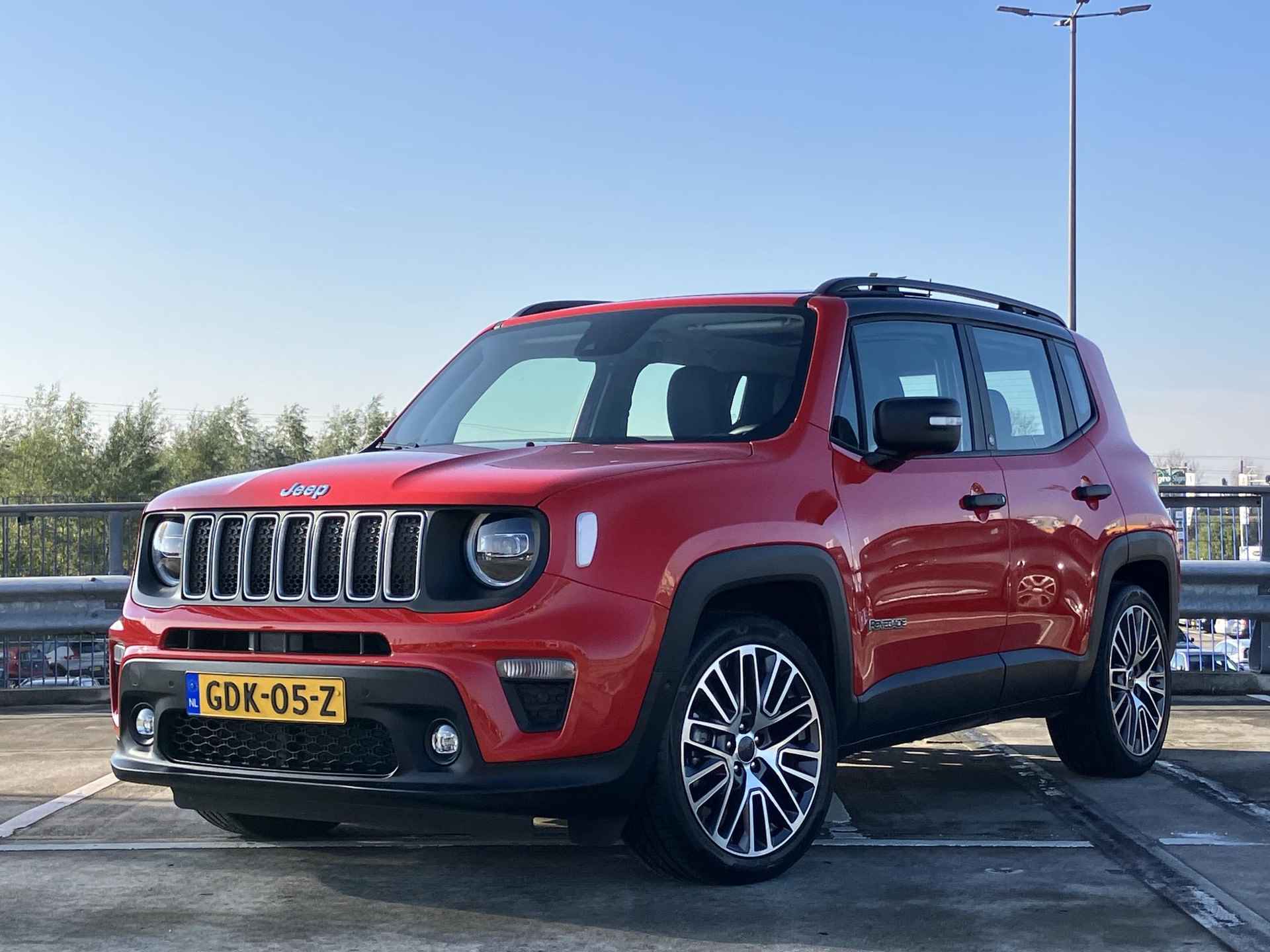 Jeep Renegade 1.5T e-Hybrid Summit Schuifdak / 19" Velgen - 47/55