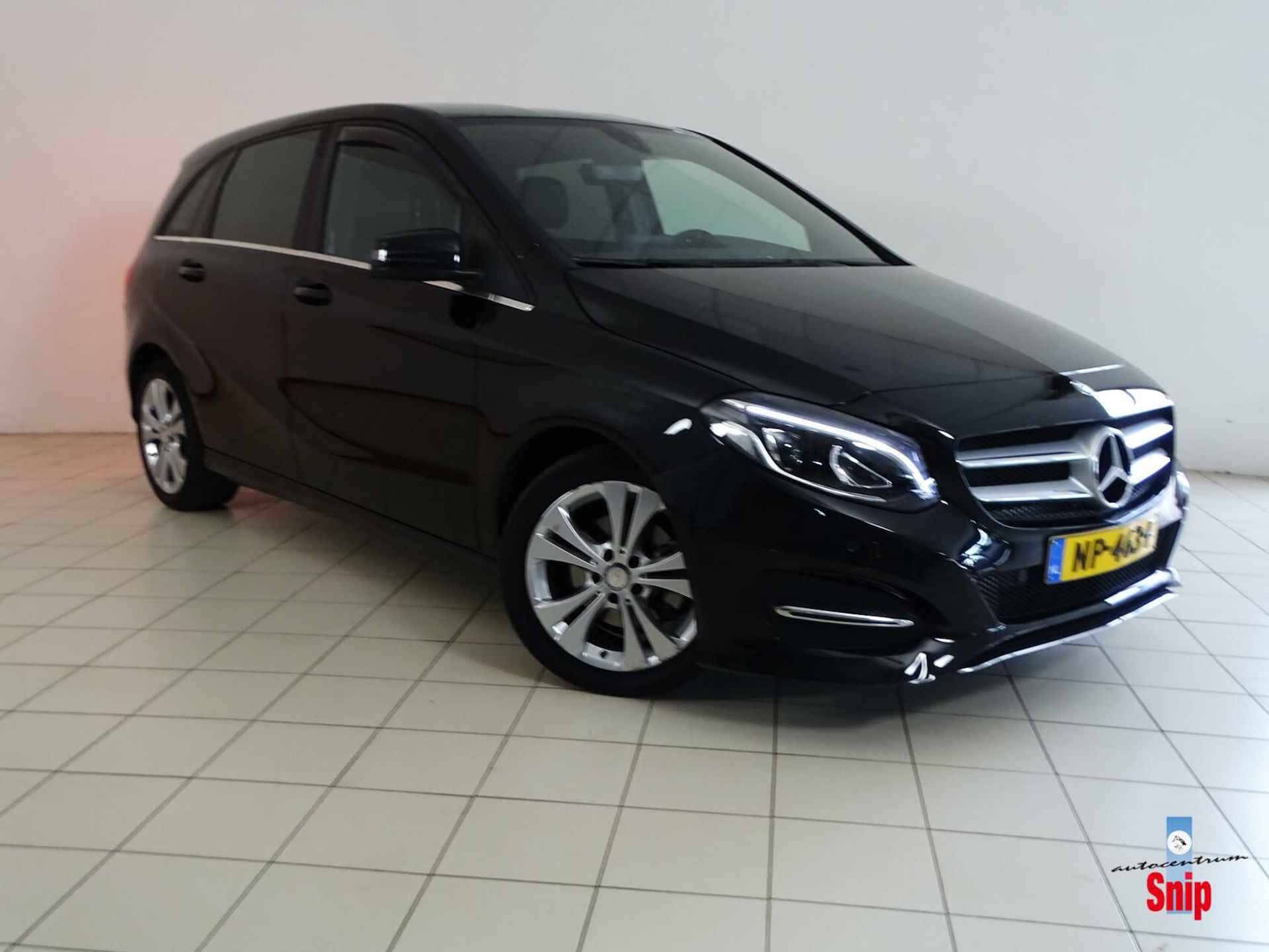 Mercedes B-klasse 180 Business Solution AMG 29.000km! - 14/28