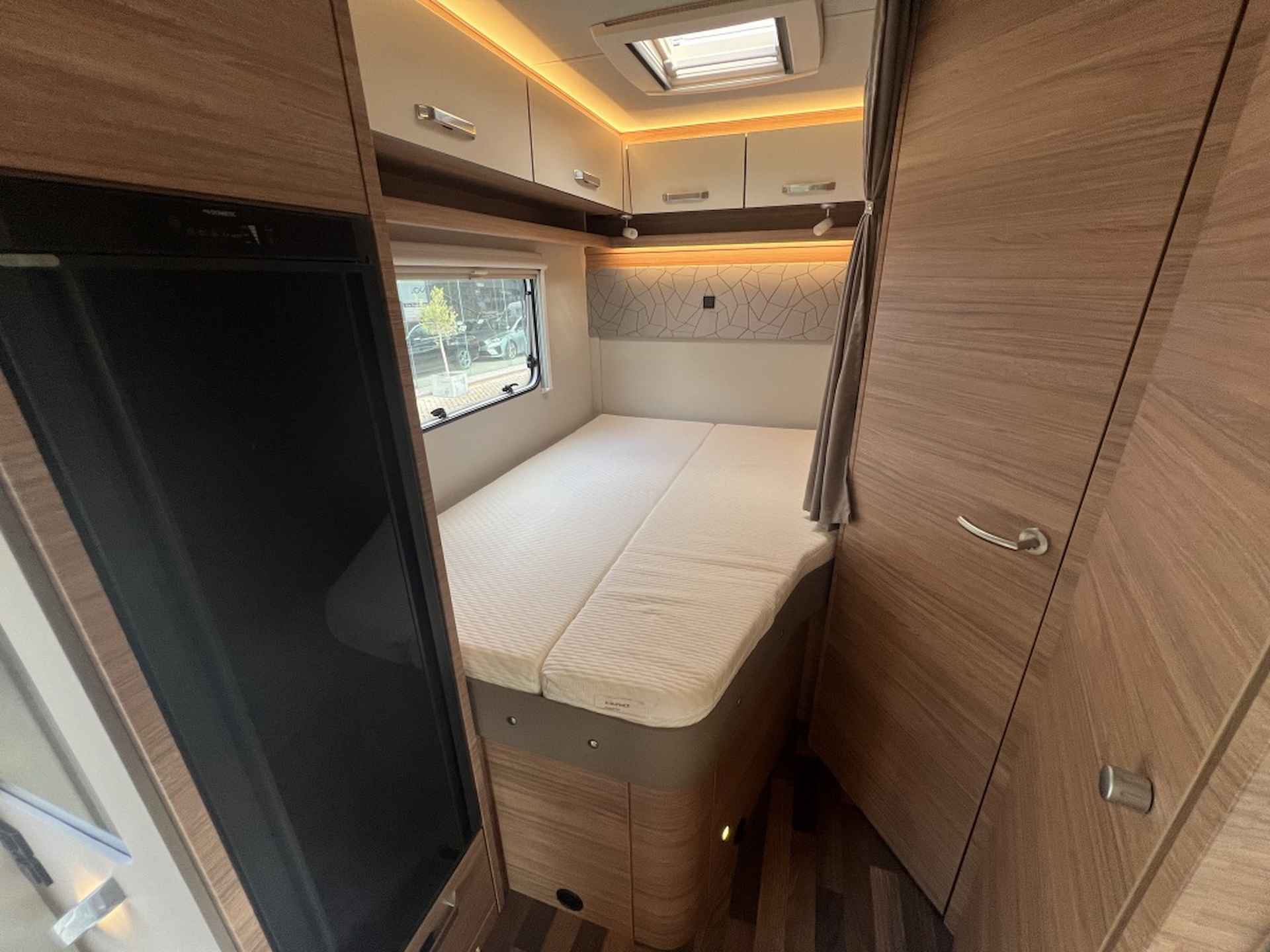 Weinsberg R58 CaraSuite 650 MF | Navigatie | Cruise | Trekhaak | Douche - 22/40