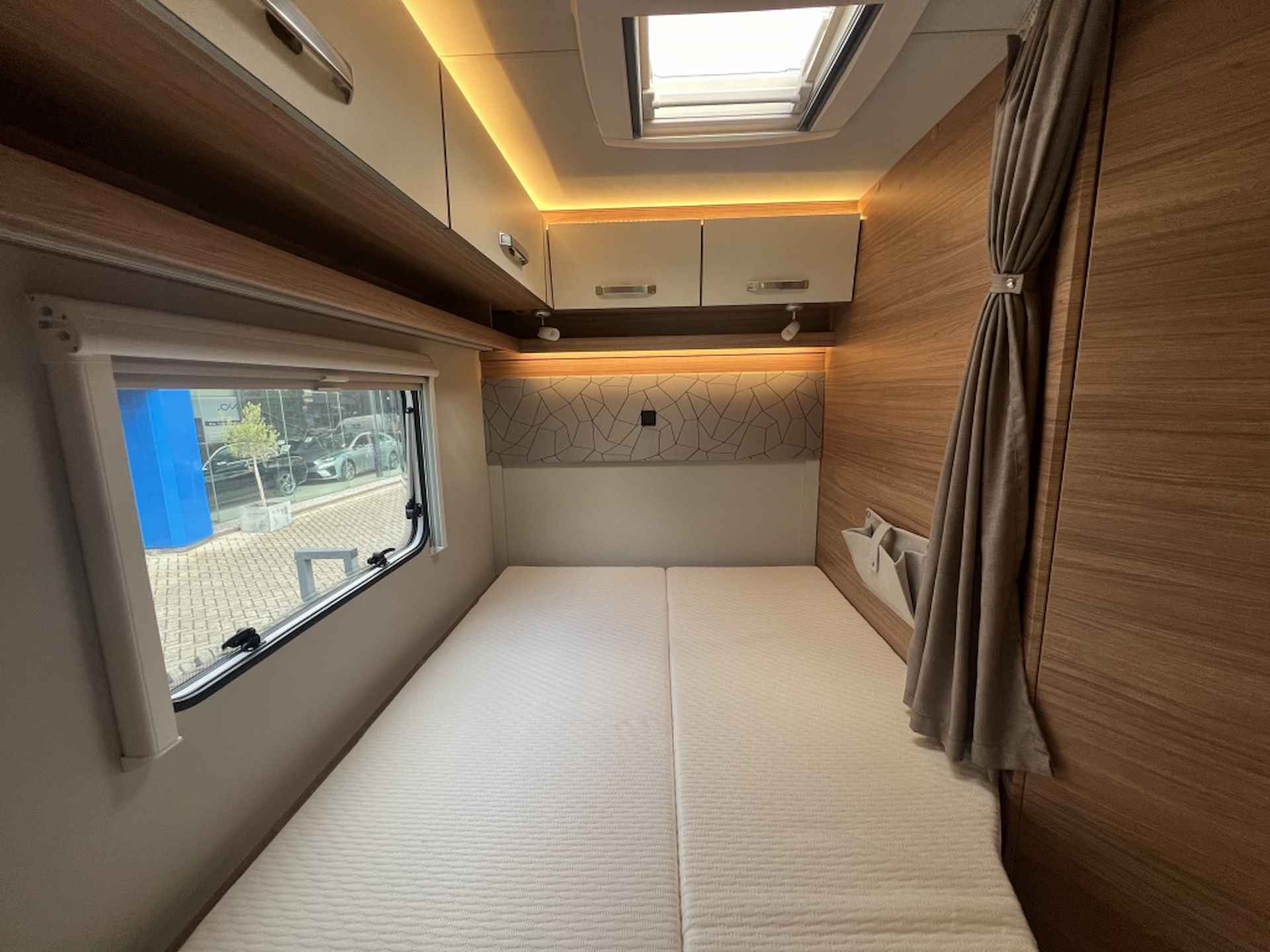 Weinsberg R58 CaraSuite 650 MF | Navigatie | Cruise | Trekhaak | Douche - 23/40