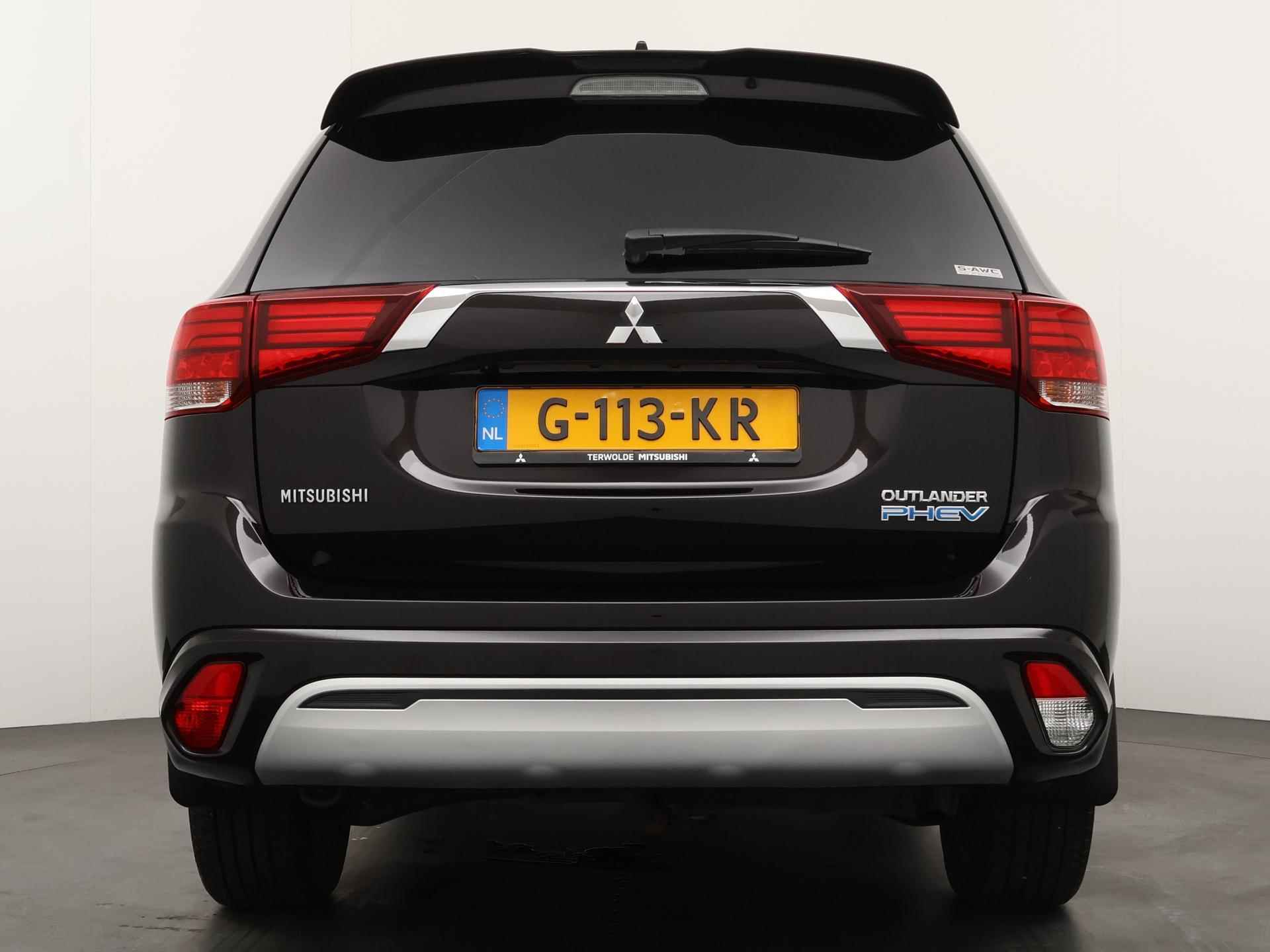 Mitsubishi Outlander 2.4 PHEV Pure+ - 5/31