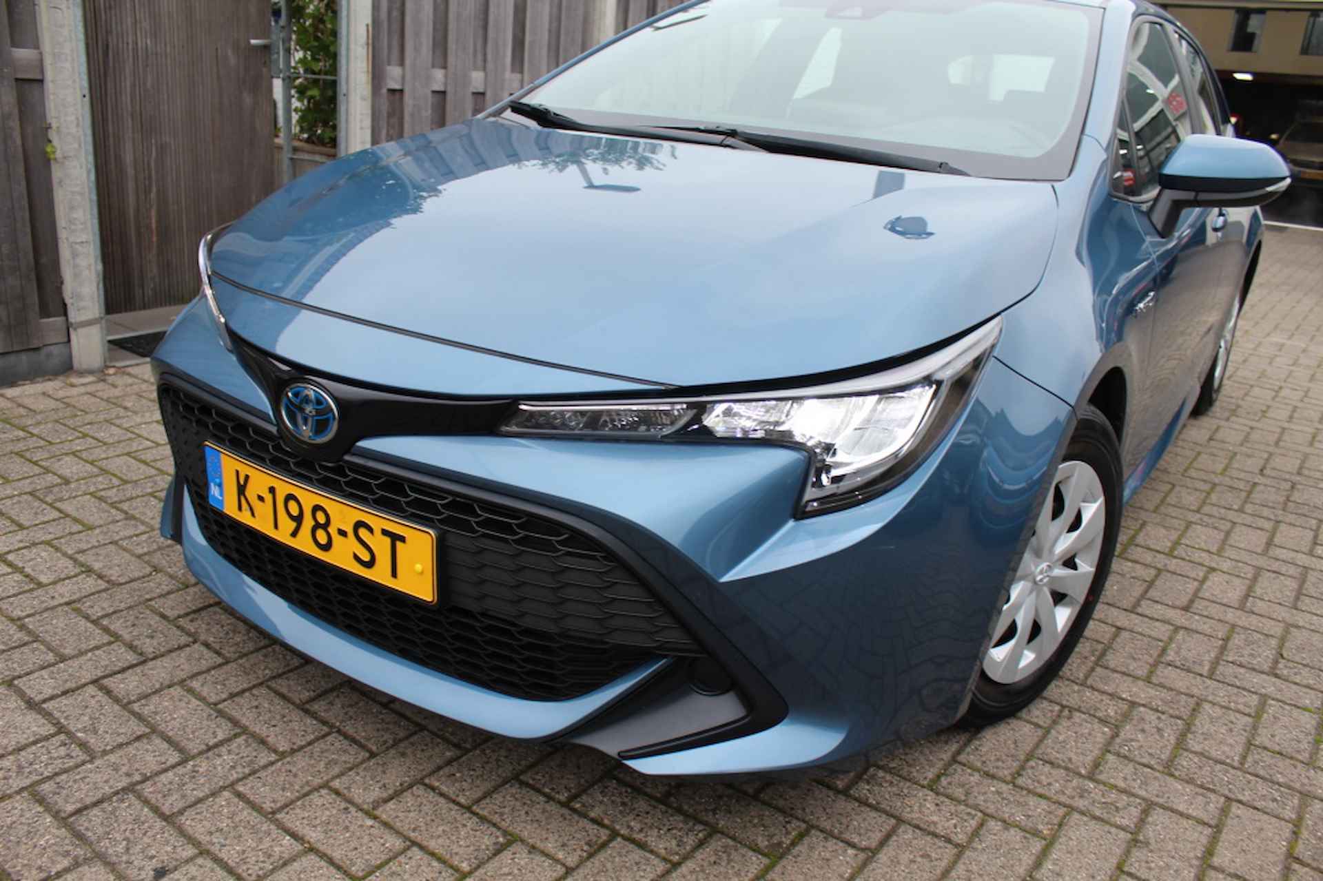 Toyota Corolla 1.8 Hybrid Comfort - 7/24