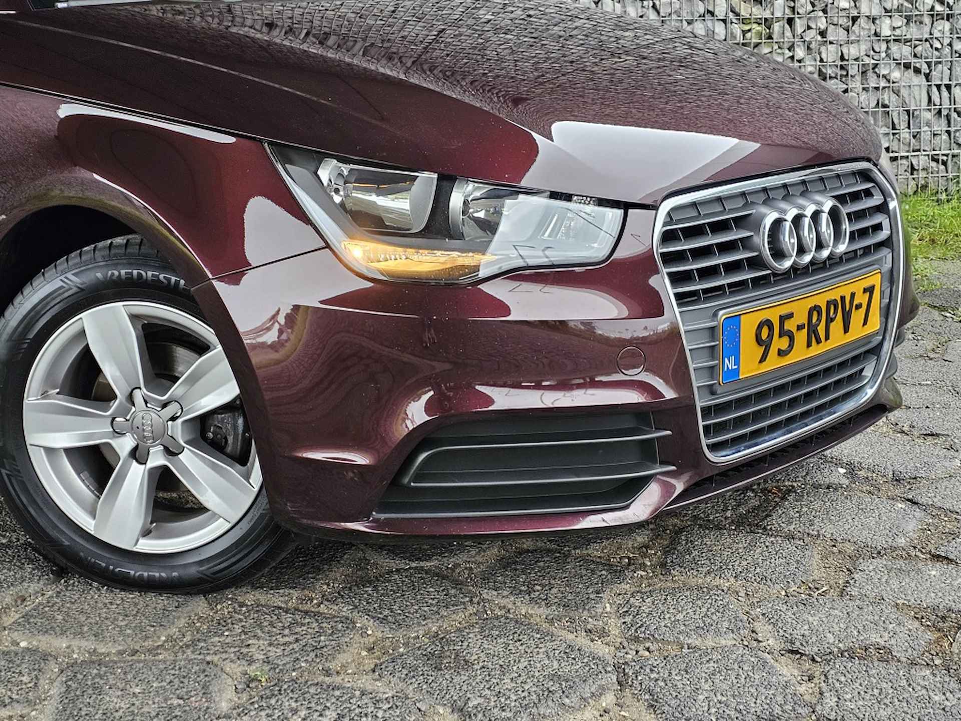 Audi A1 1.2 TFSI Attr. PL. | Geen import - 10/11