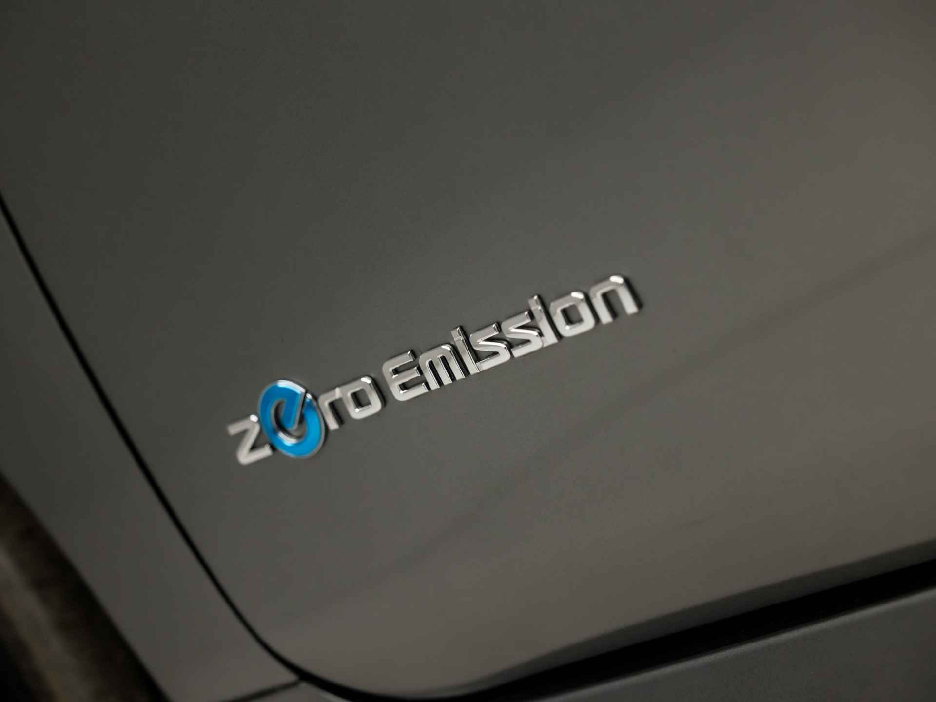 Nissan Leaf Acenta 40 kWh 150Pk Automaat (APPLE CARPLAY, GROOT NAVI, STOELVERWARMING, CAMERA, SPORTSTOELEN, ADAPTIVE CRUISE, DAB+, CRUISE, LM VELGEN, NIEUWE APK, NIEUWSTAAT) - 32/38