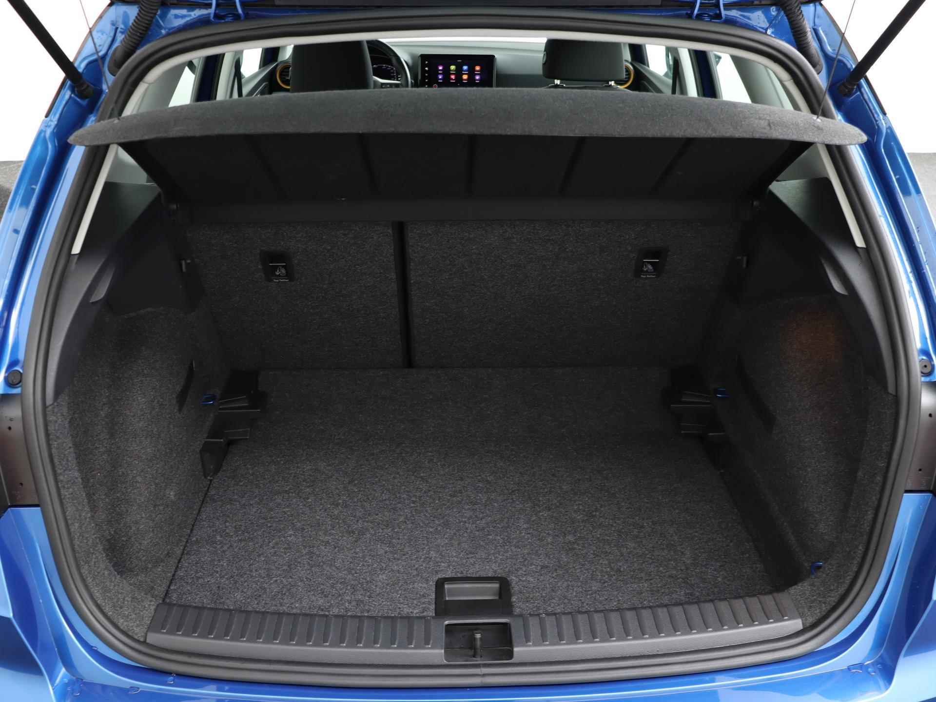 SEAT Arona 1.0 TSI 95pk Style | Navigatie | Adaptive Cruise | Parkeerhulp | DAB | Apple CarPlay | - 15/41