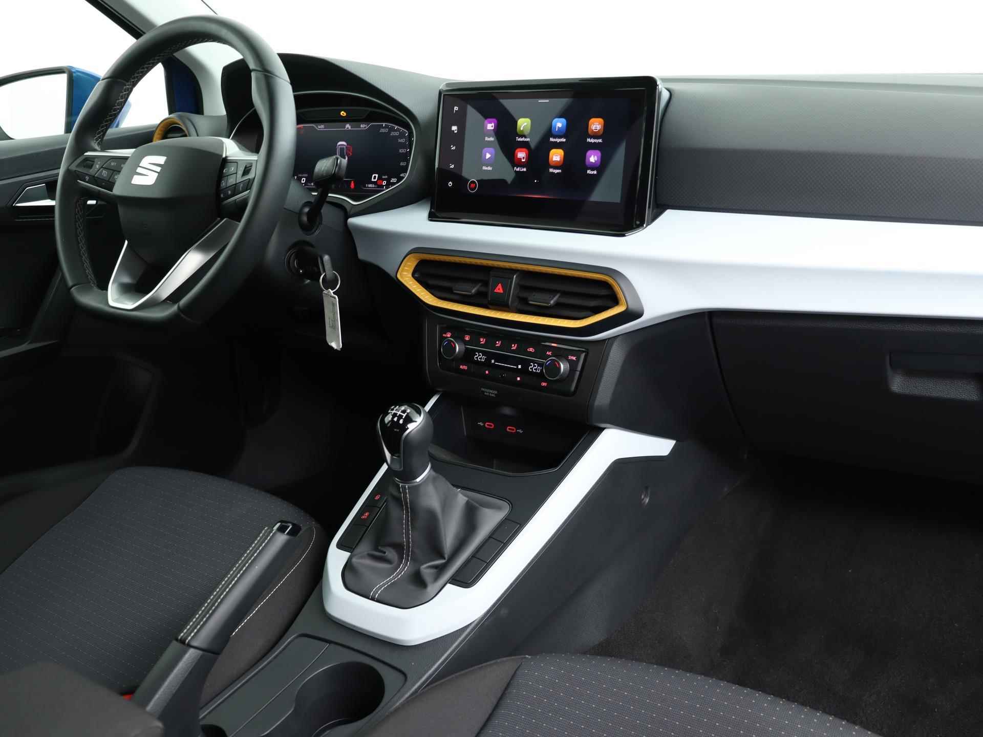 SEAT Arona 1.0 TSI 95pk Style | Navigatie | Adaptive Cruise | Parkeerhulp | DAB | Apple CarPlay | - 20/41